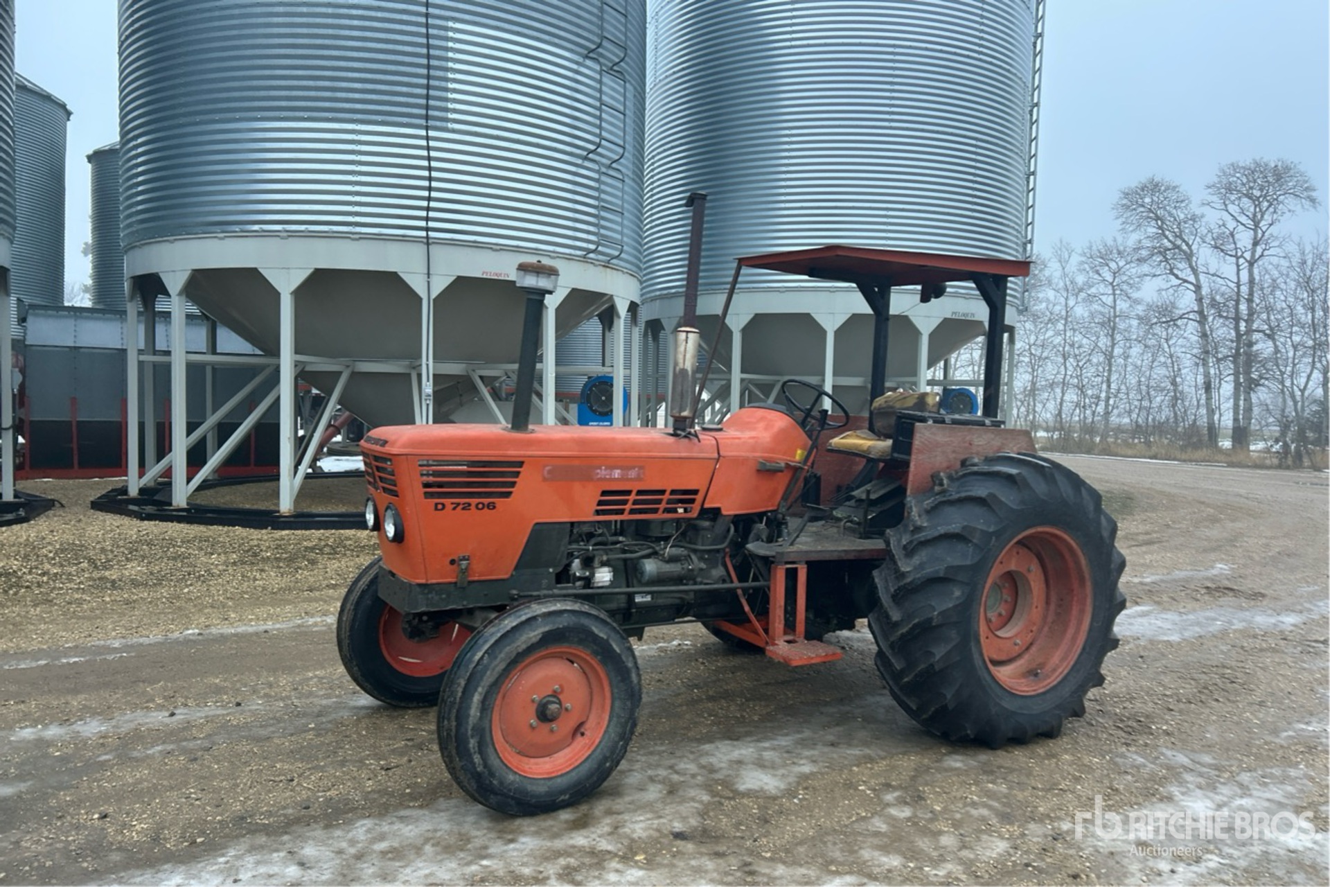 Aspect général with Image, coin avant gauche