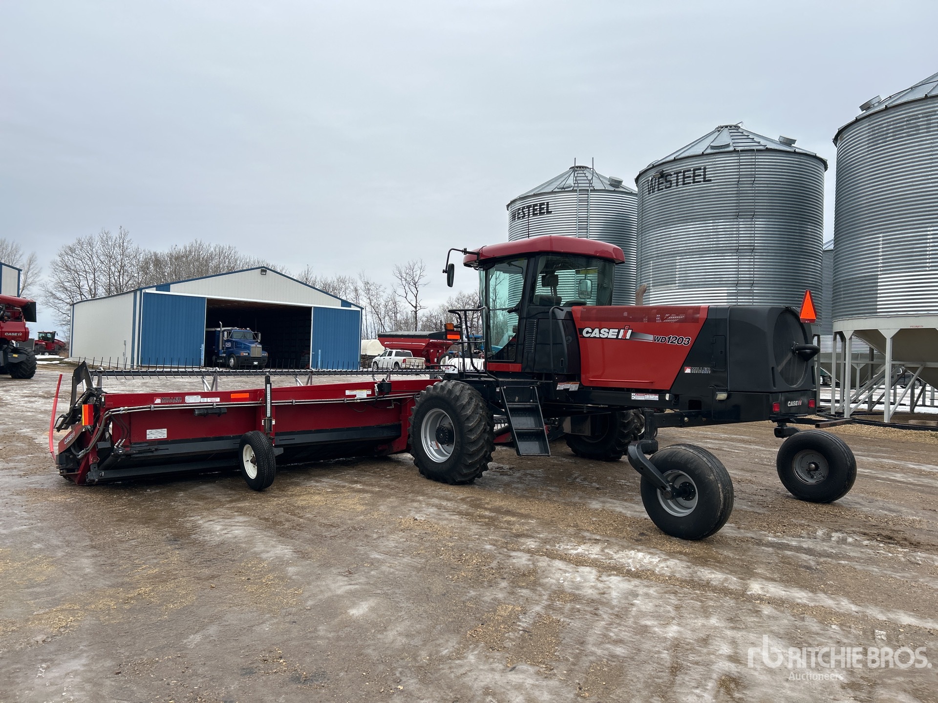 Aspect général with Image, coin arrière gauche