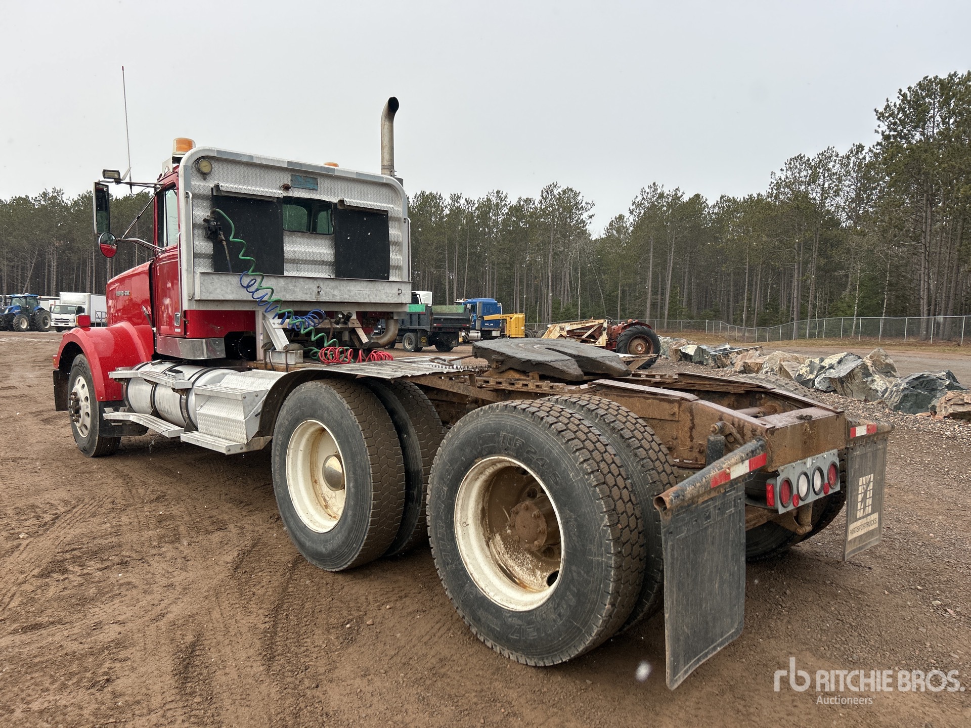 General Appearance with Picture, Left Rear Corner