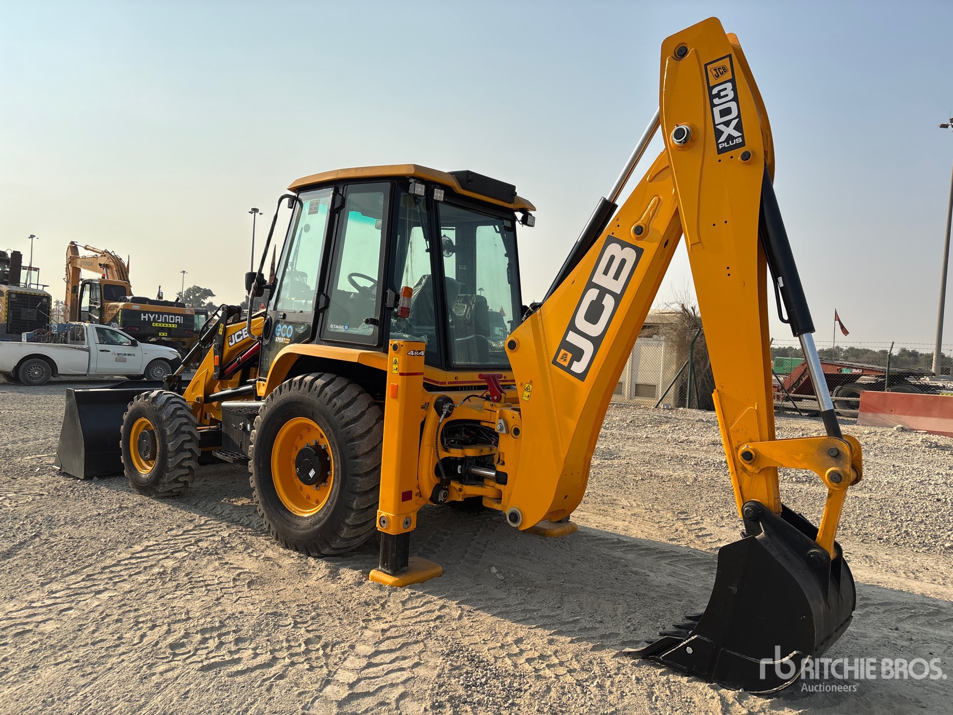 General Appearance with Bild, Ecke hinten links