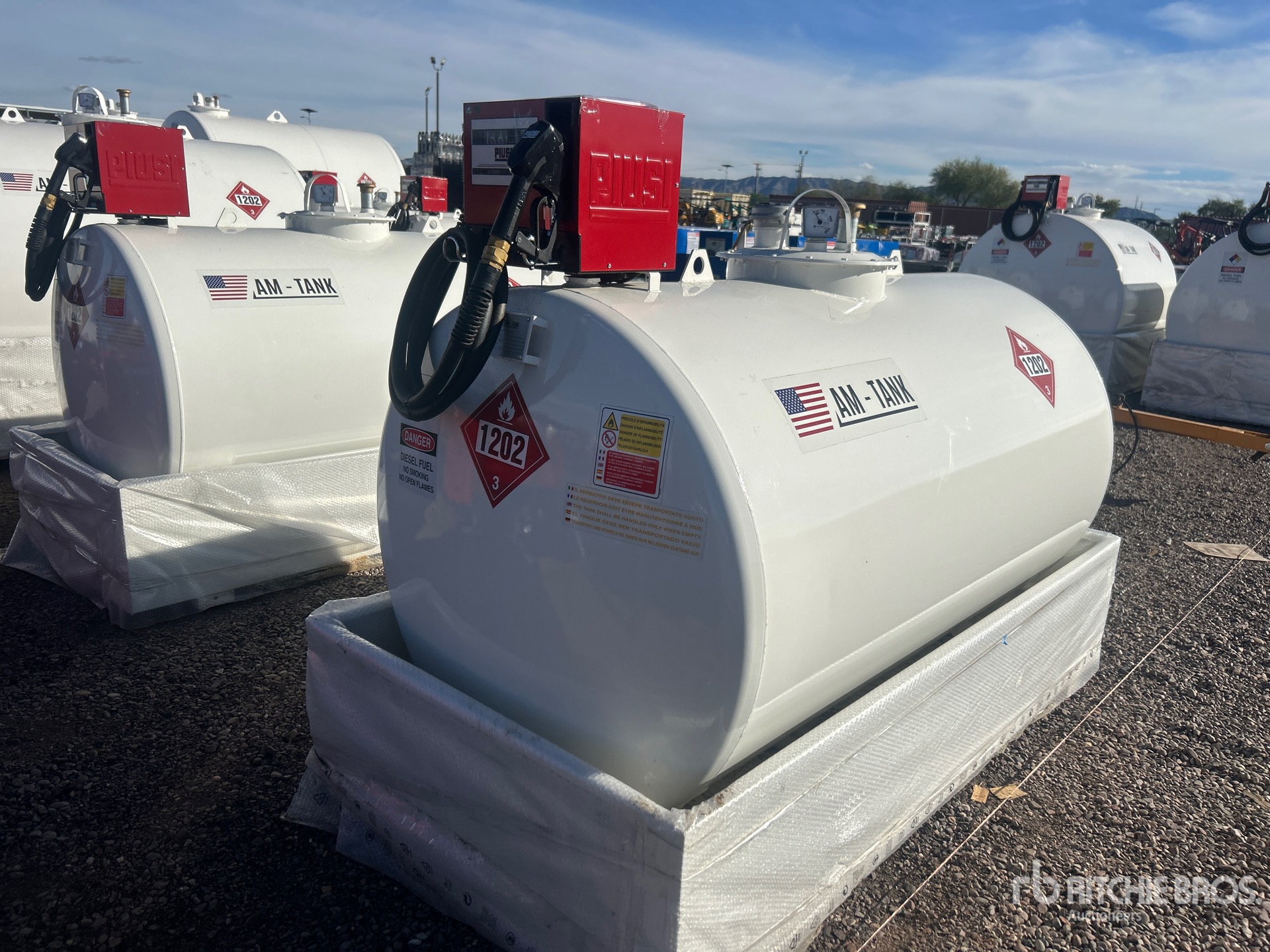 General Appearance with Bild, Ecke vorne links