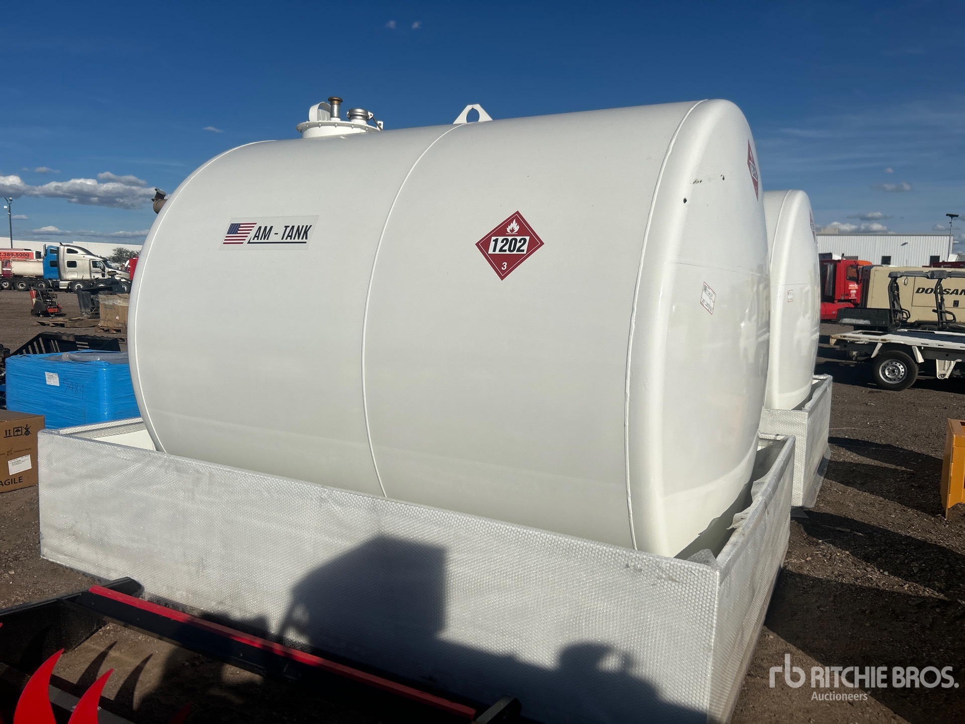 General Appearance with Bild, Ecke hinten links