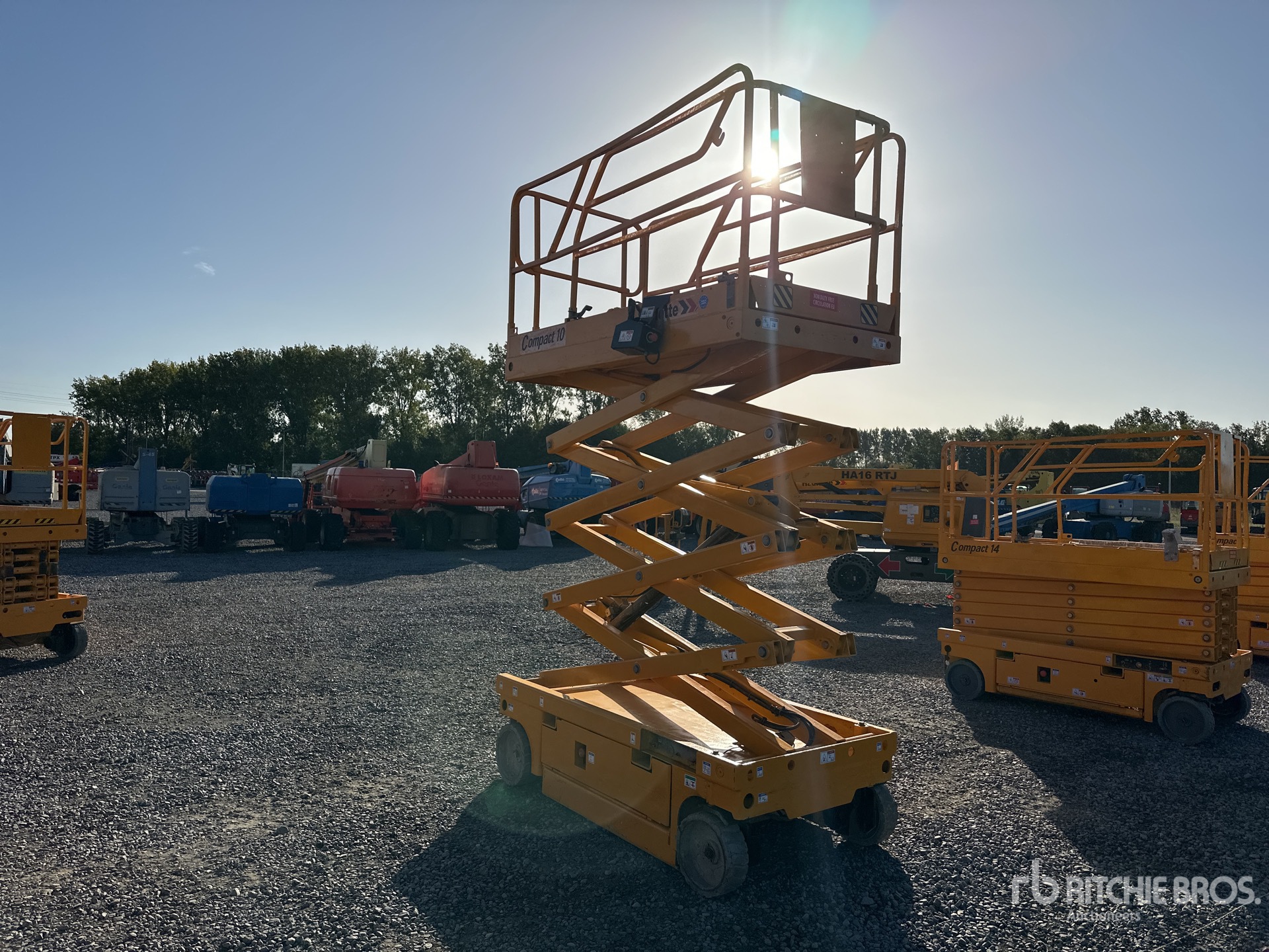 General Appearance with Imagen: esquina delantera derecha