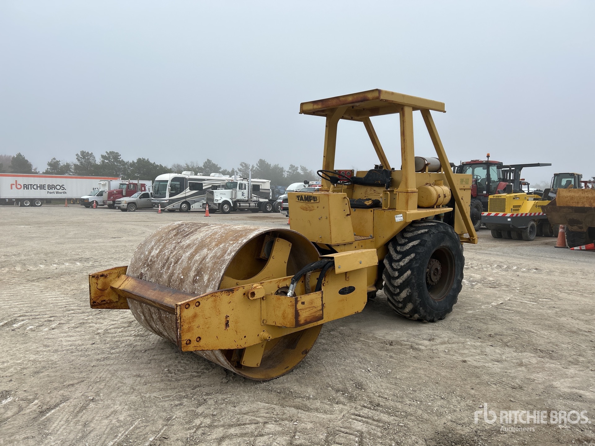 Aspect général with Image, coin avant gauche