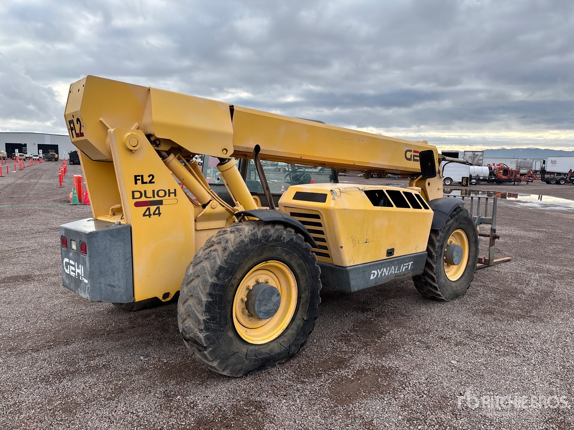 General Appearance with Picture, Right Rear Corner