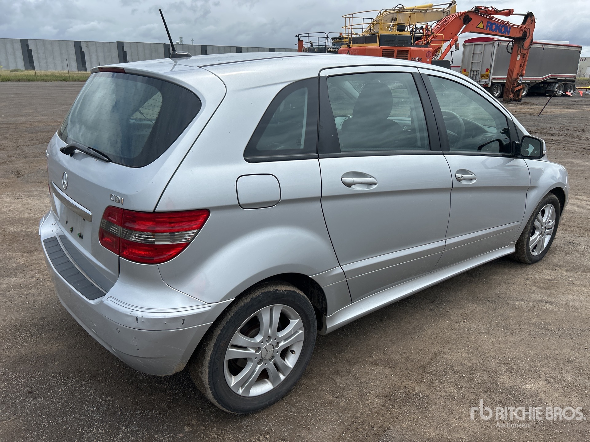 General Appearance with Picture, Left Rear Corner