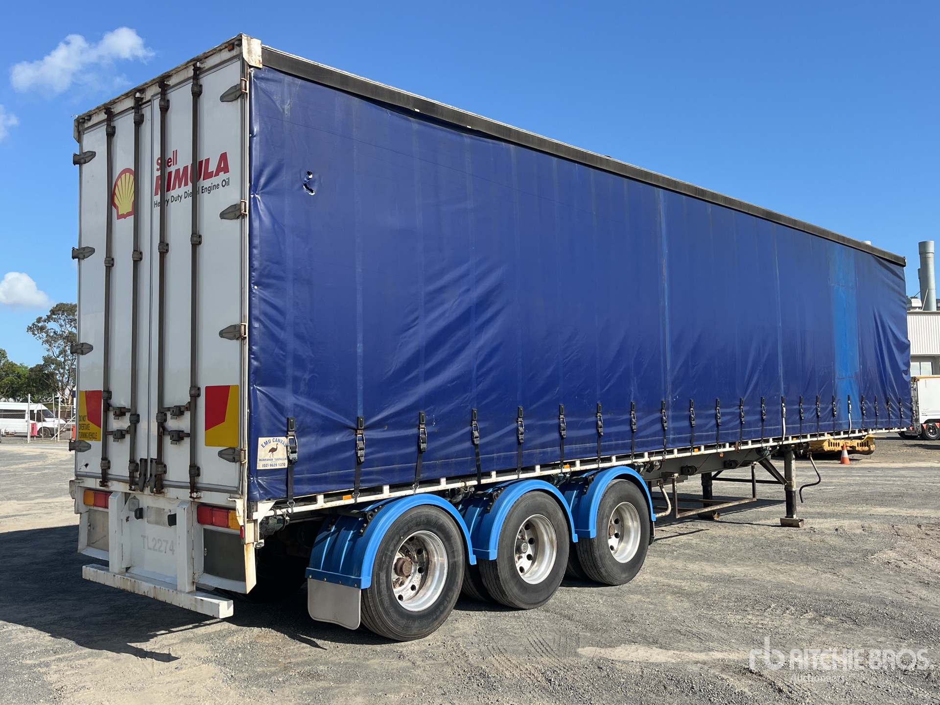 General Appearance with Picture, Left Rear Corner