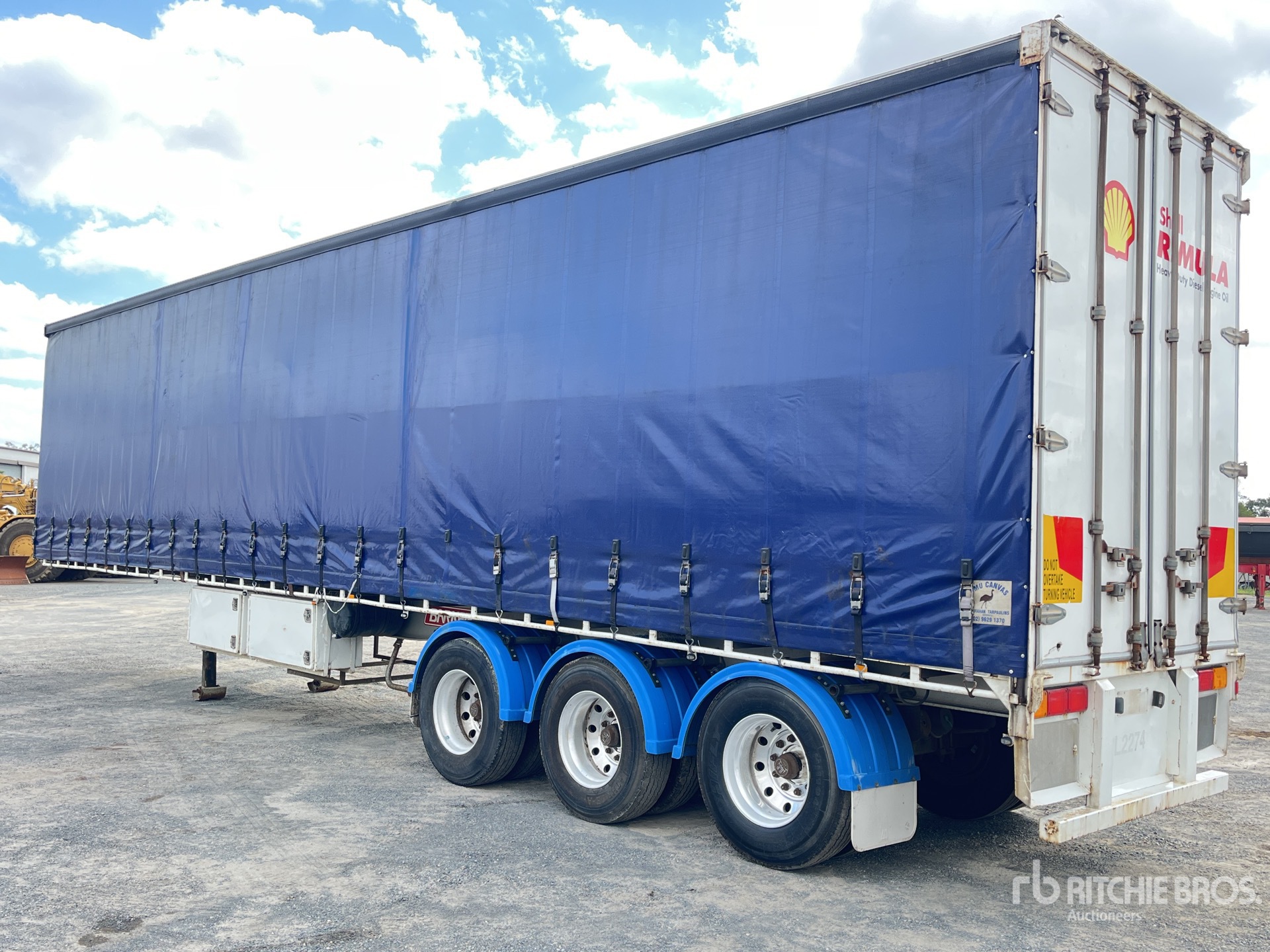 General Appearance with Picture, Right Rear Corner