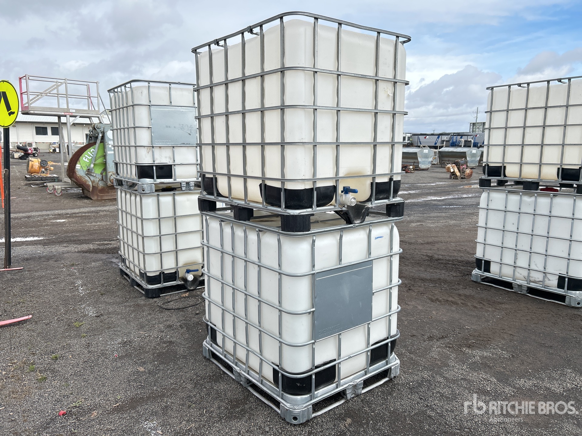 General Appearance with Imagen: esquina trasera derecha