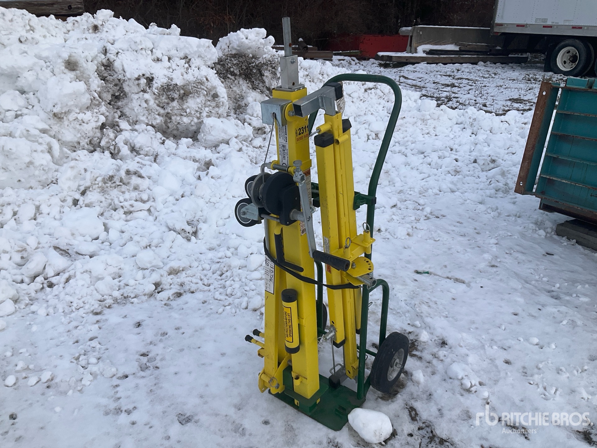 General Appearance with Foto, angolo anteriore sinistro