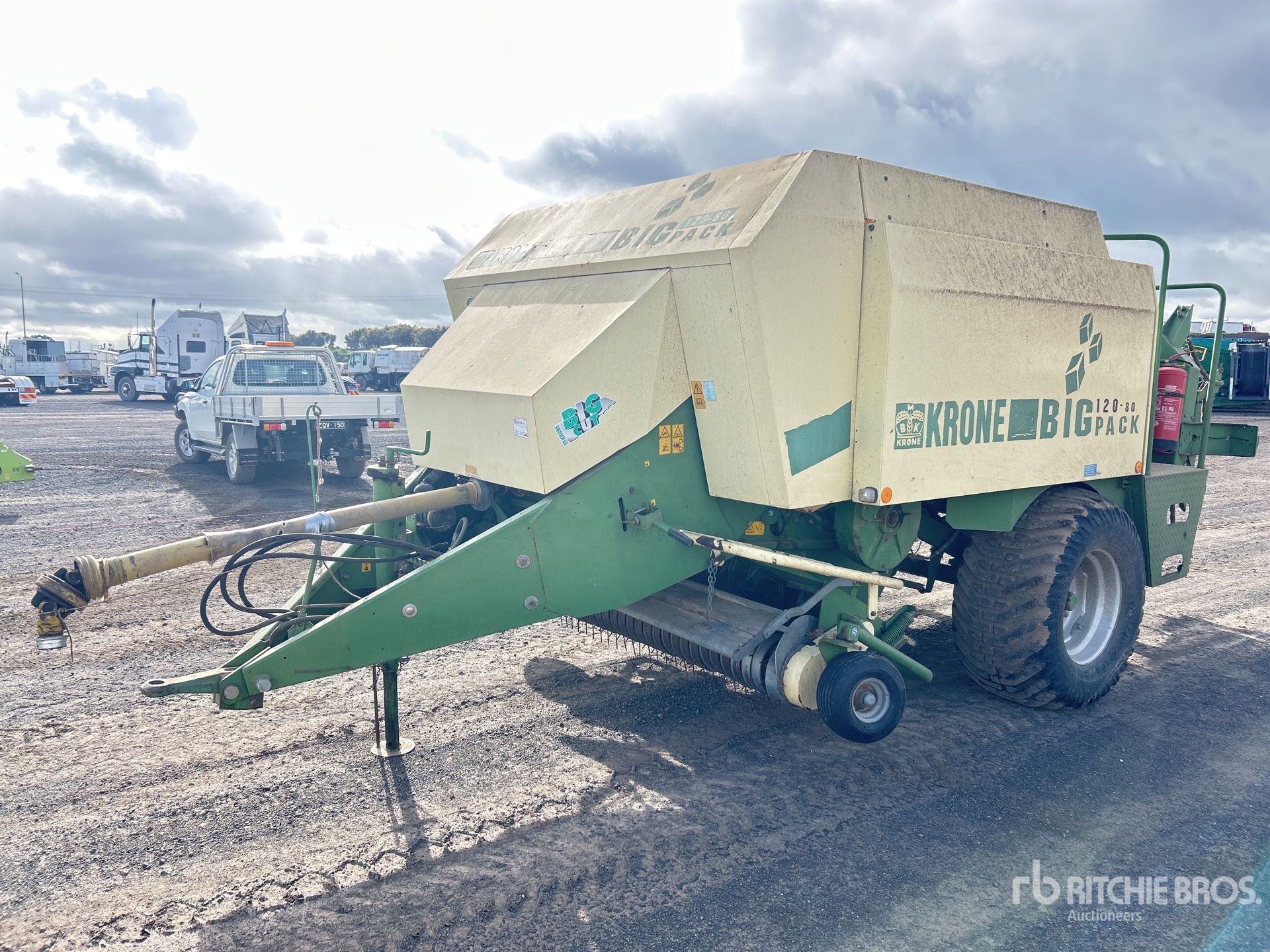 General Appearance with Picture, Left Front Corner