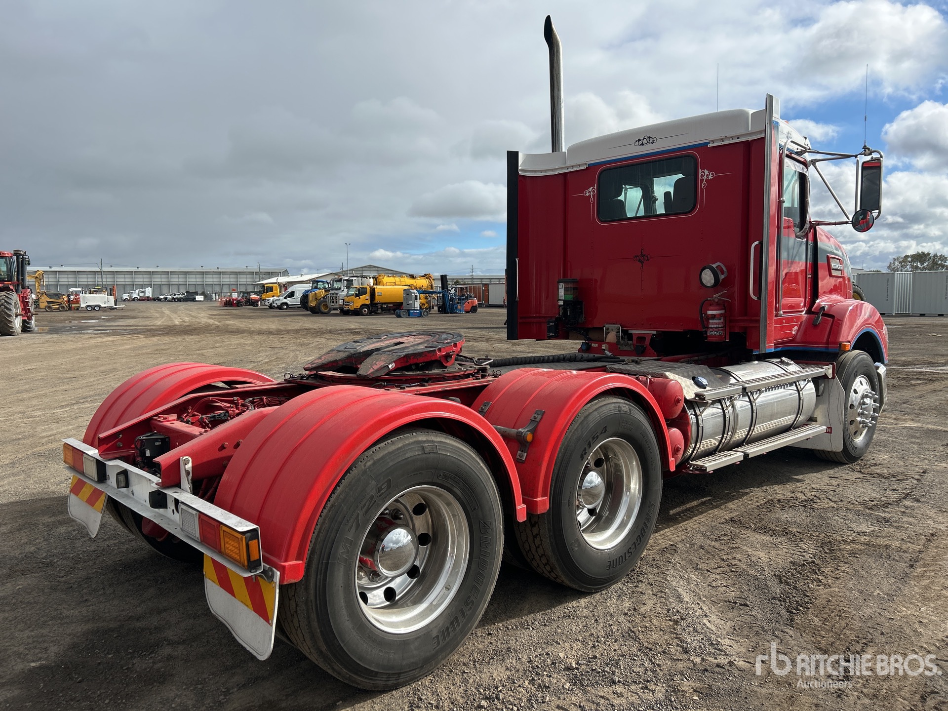 General Appearance with Picture, Left Rear Corner