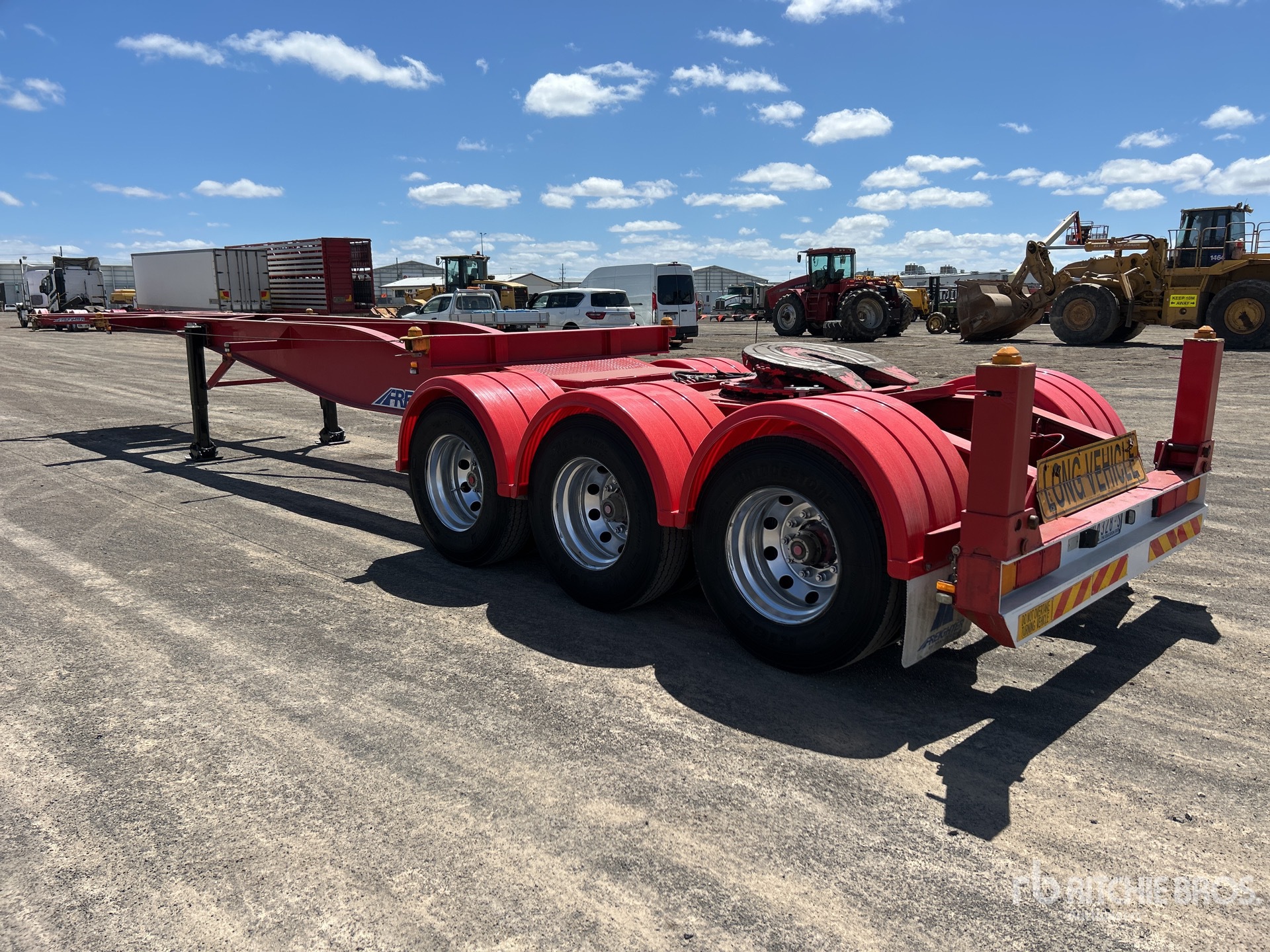 Aspect général with Image, coin arrière droit