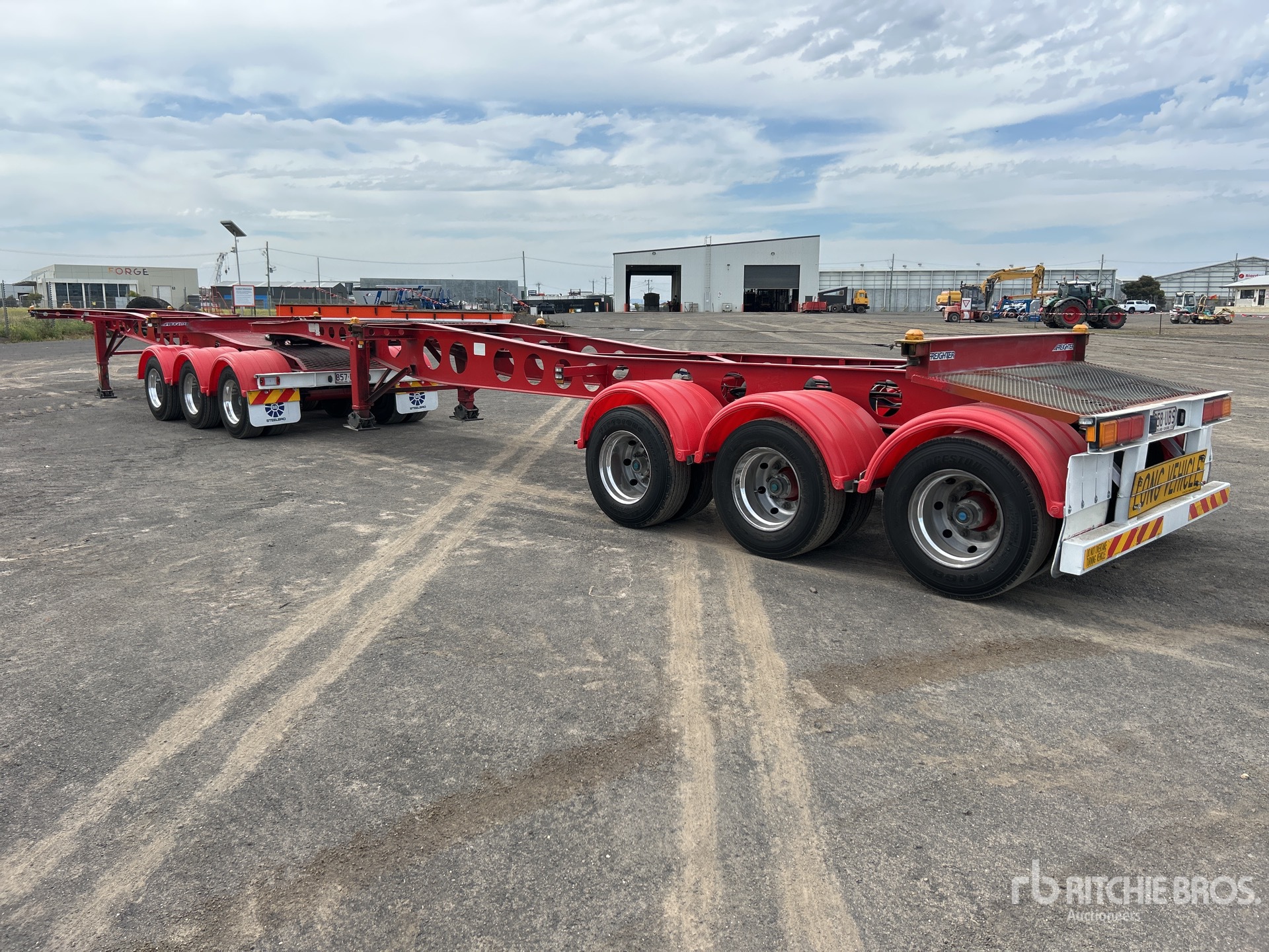 General Appearance with Picture, Right Rear Corner