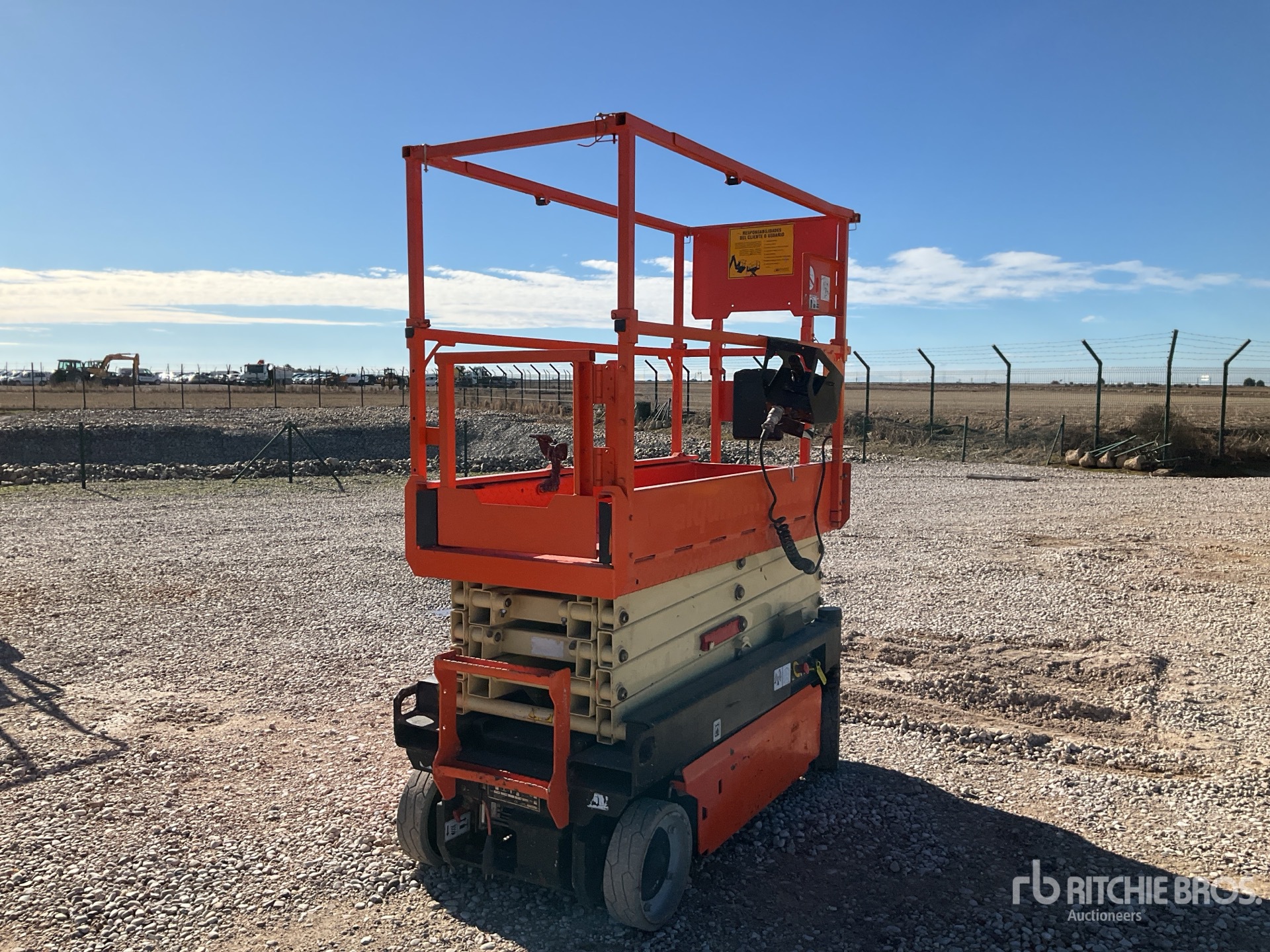 General Appearance with Imagen: esquina trasera derecha