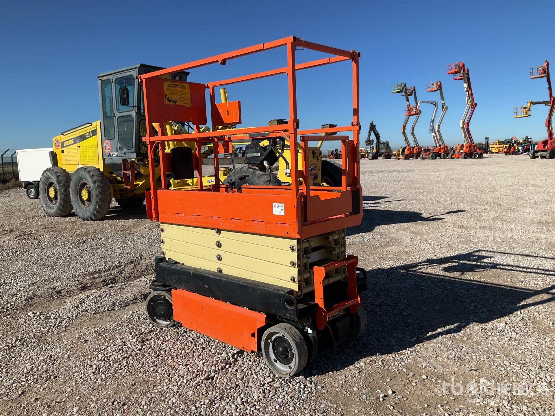 General Appearance with Imagen: esquina trasera izquierda