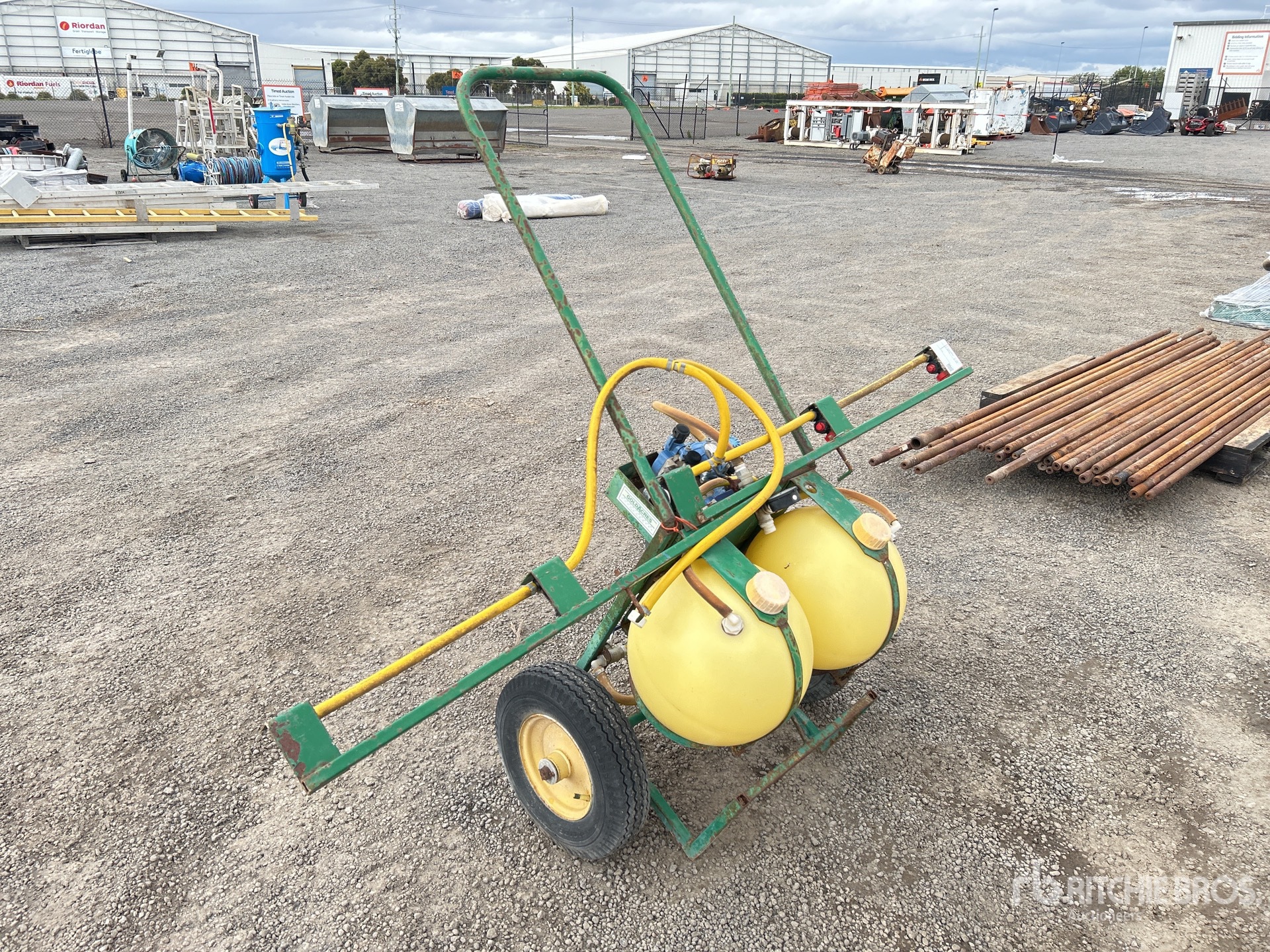 General Appearance with Picture, Right Front Corner