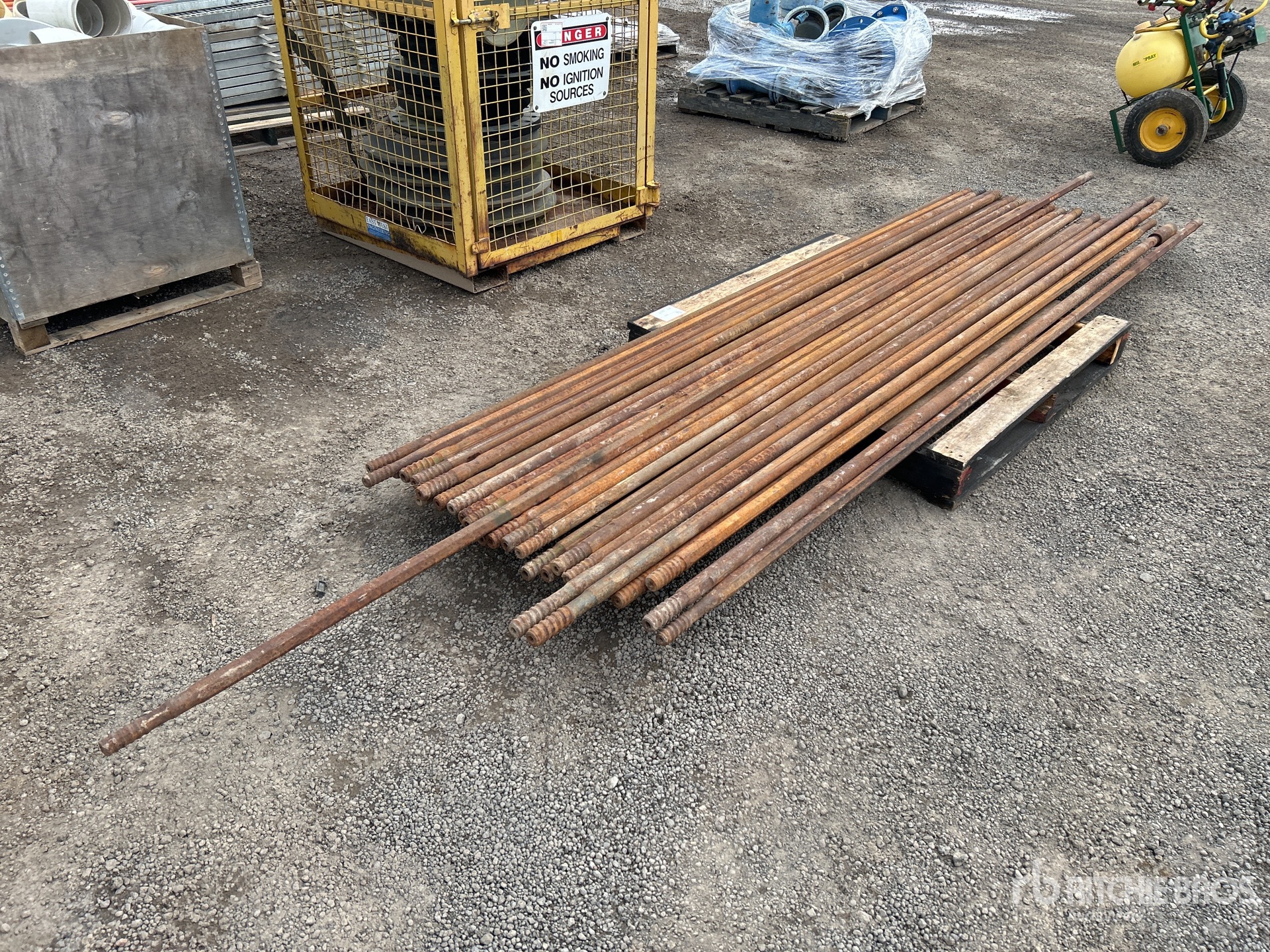 General Appearance with Bild, Ecke hinten rechts