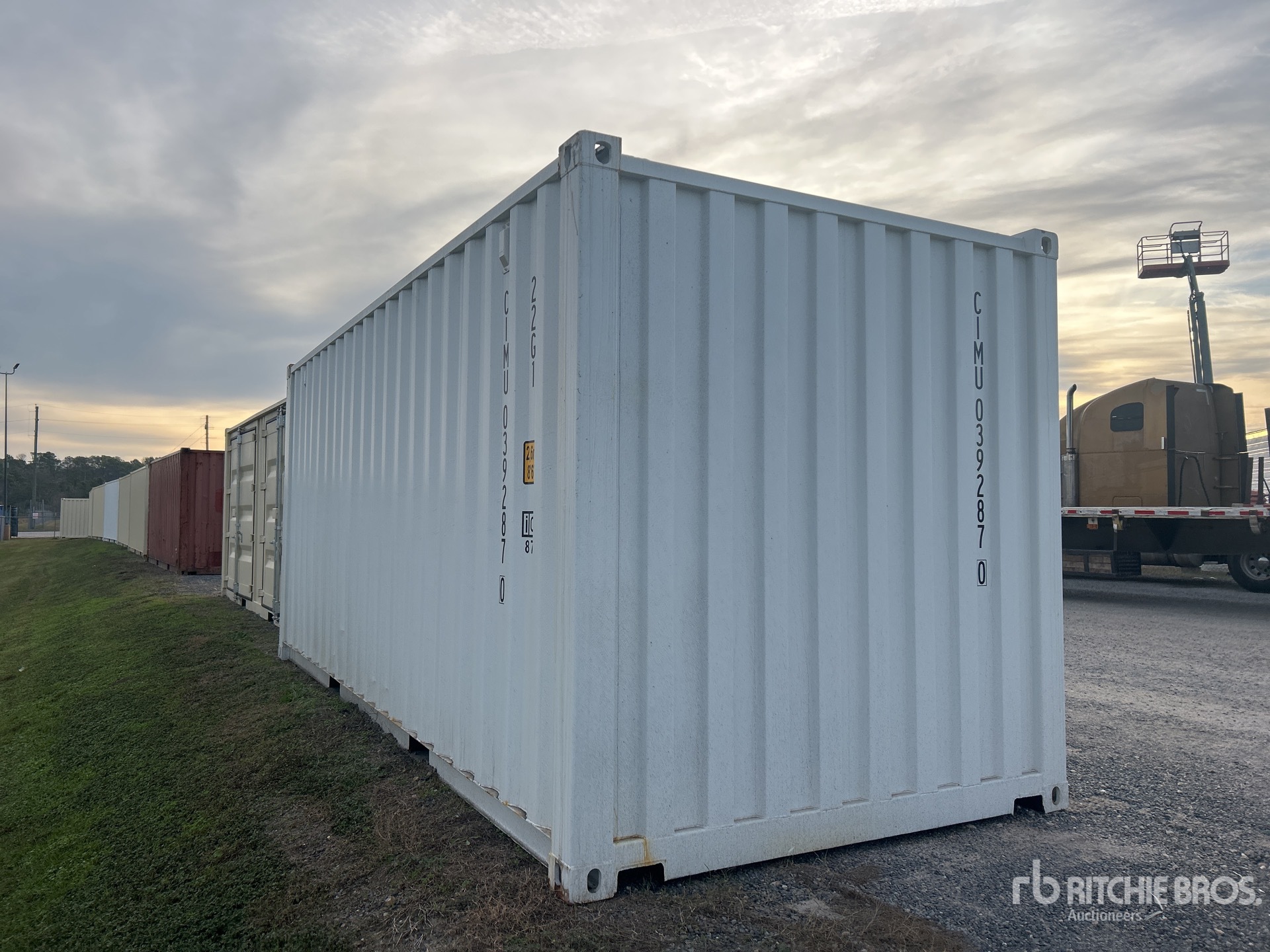 General Appearance with Picture, Right Front Corner