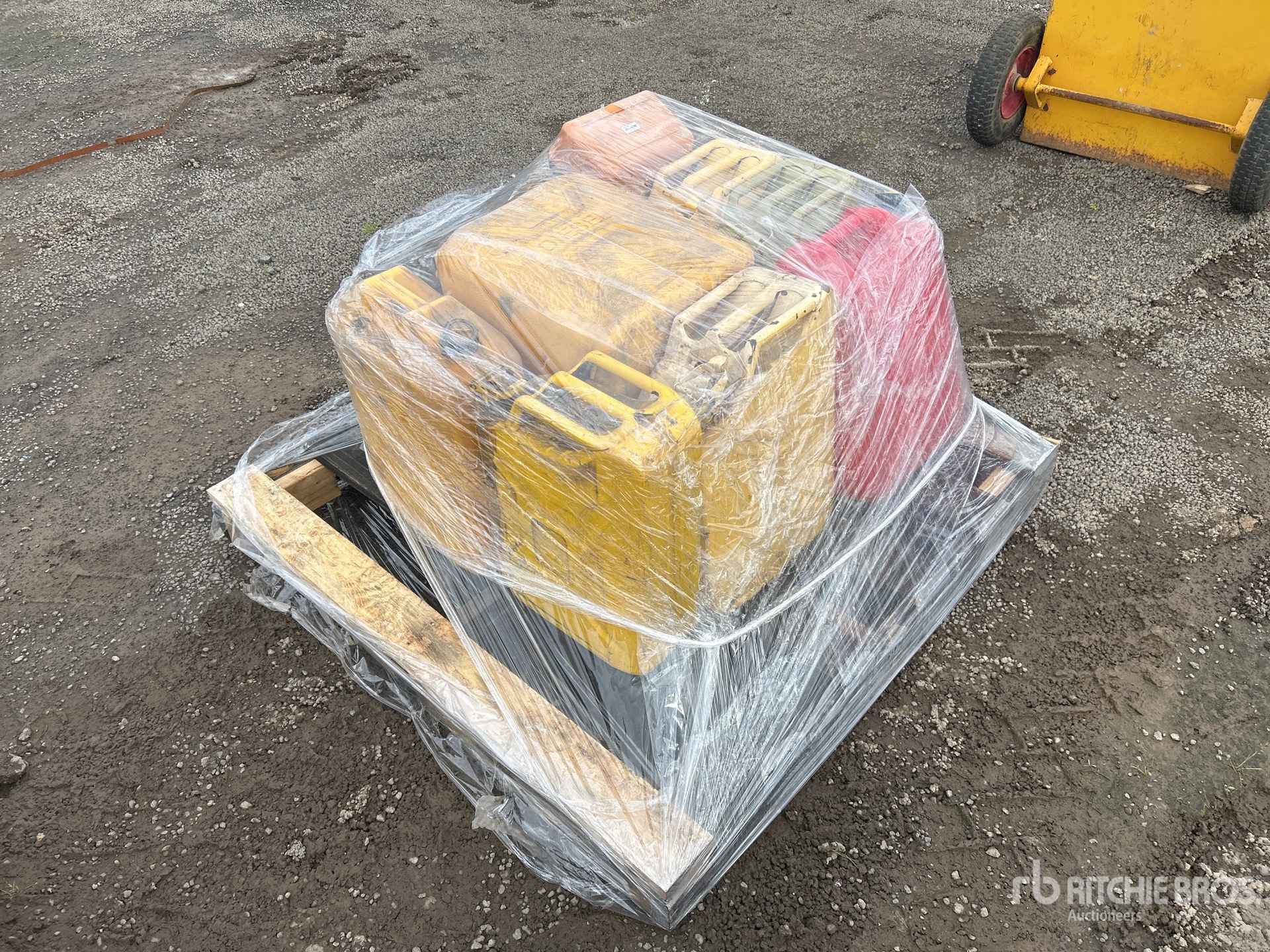 General Appearance with Foto, angolo anteriore destro