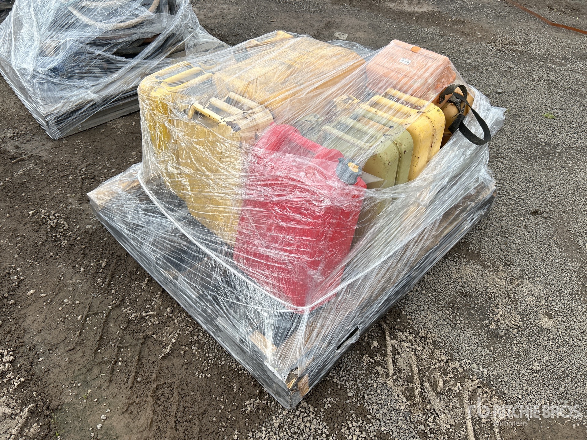 General Appearance with Foto, angolo anteriore sinistro