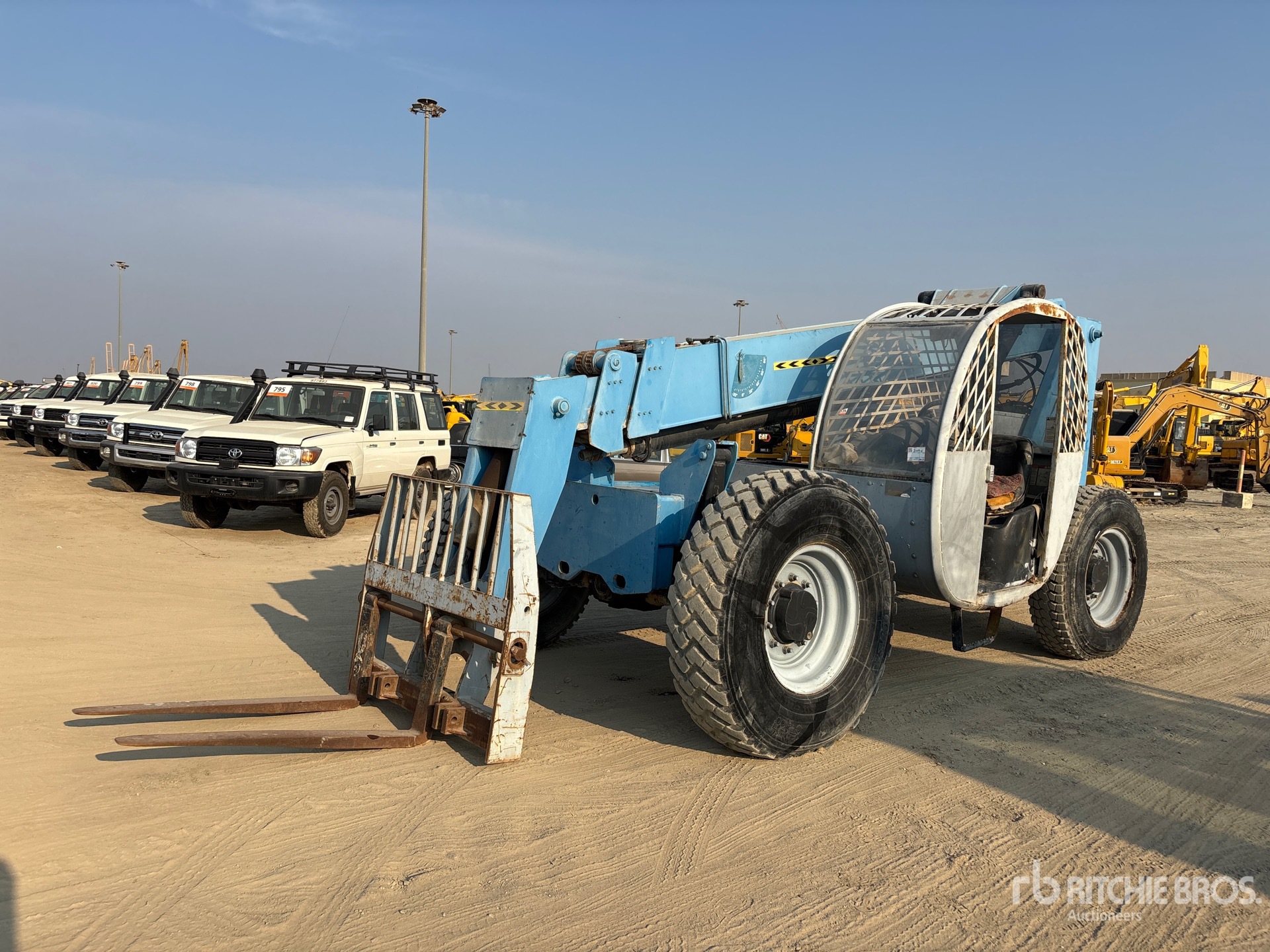 General Appearance with Imagen: esquina delantera izquierda