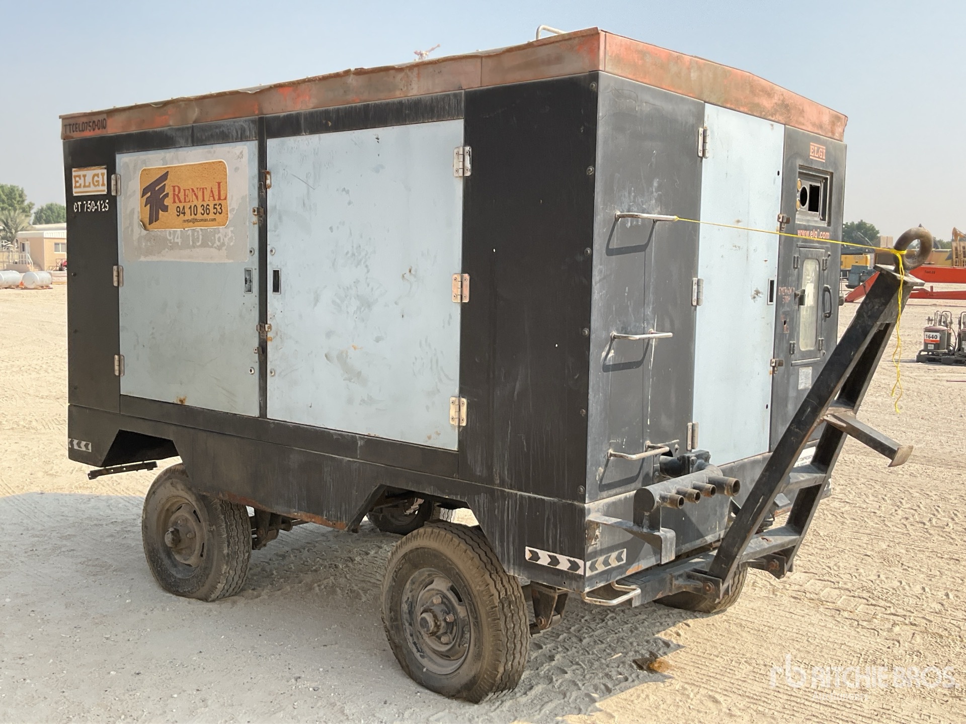 Aspect général with Image, coin avant droit