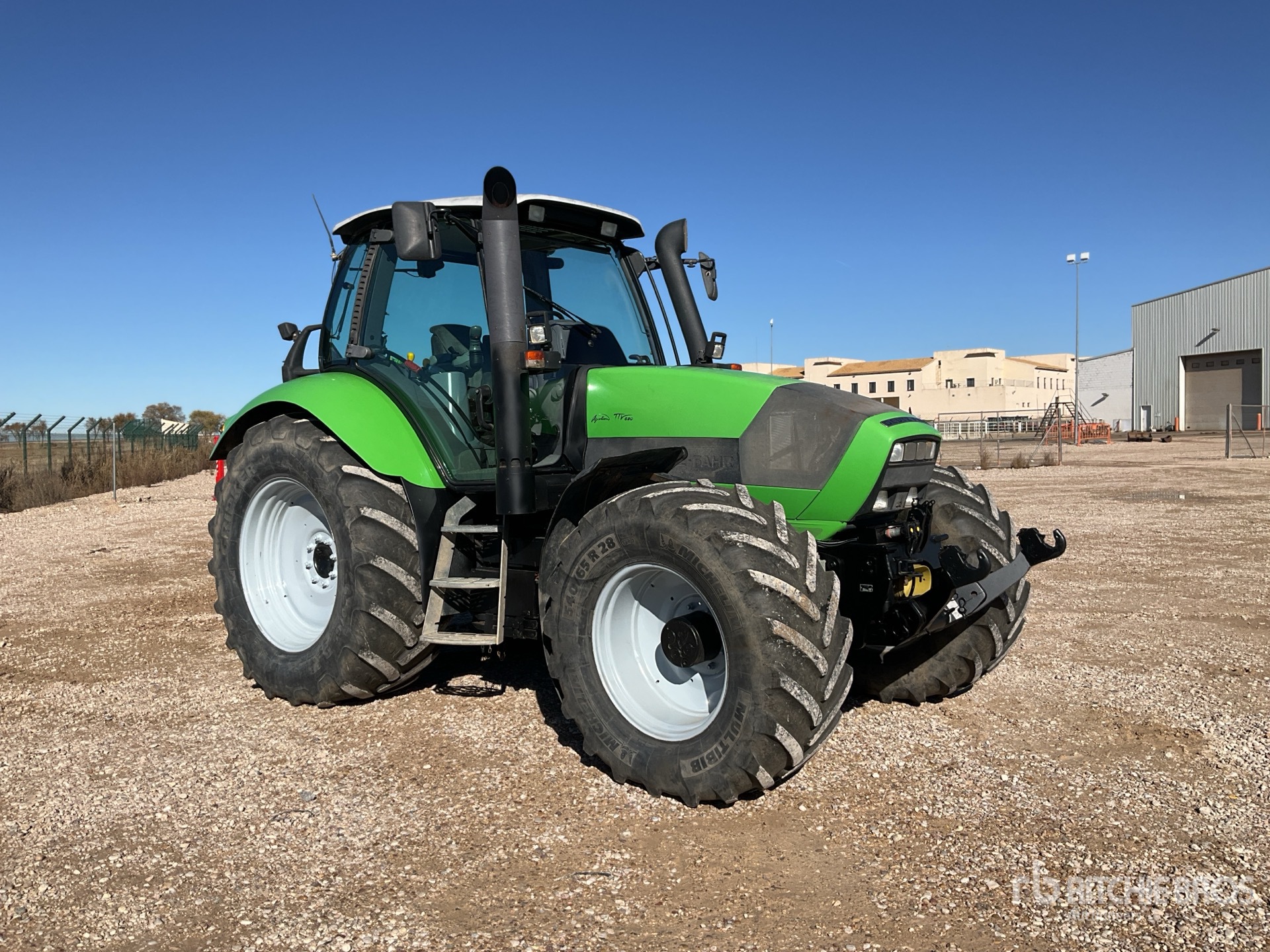 General Appearance with Picture, Right Front Corner