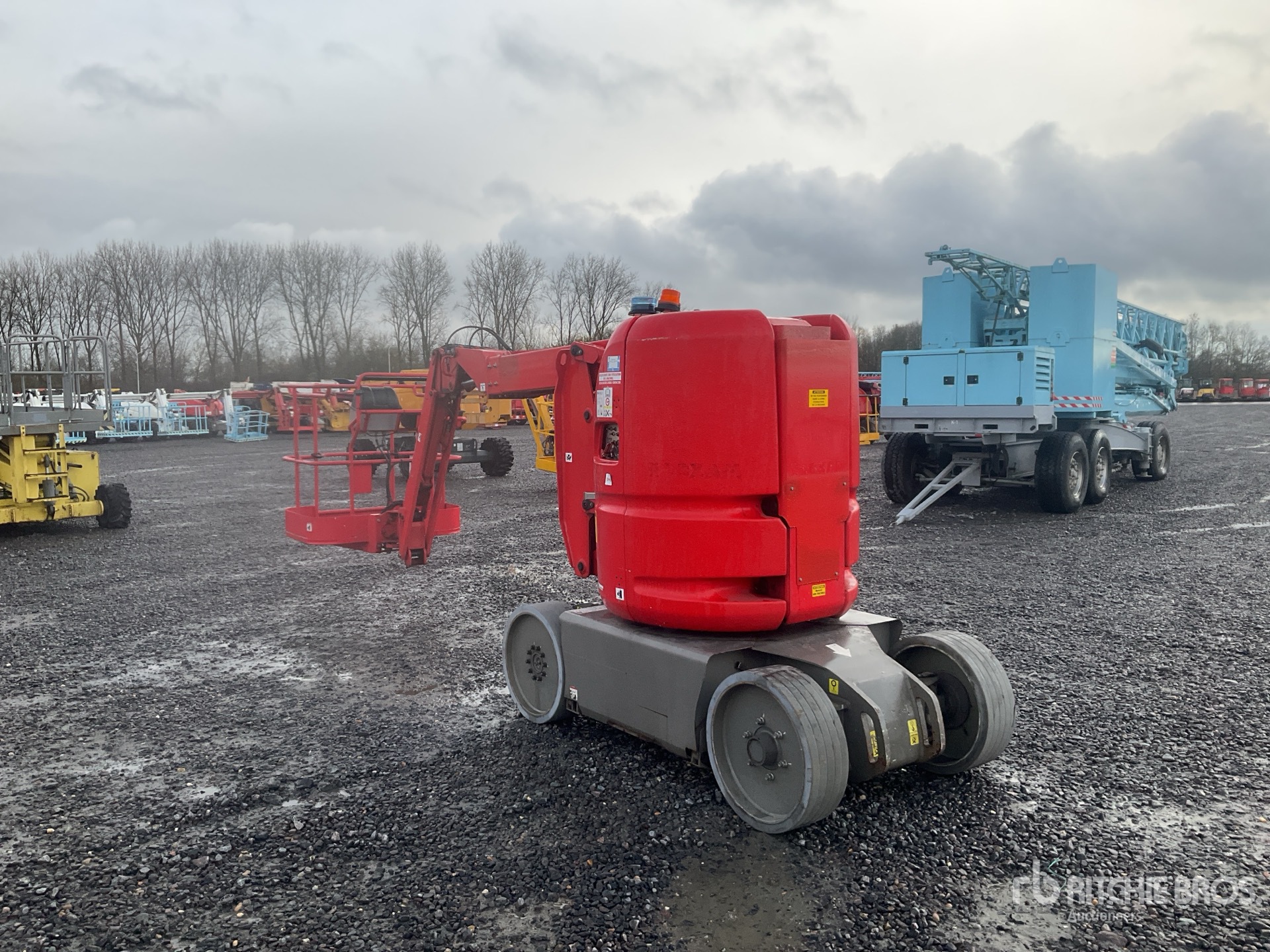 General Appearance with Picture, Left Rear Corner