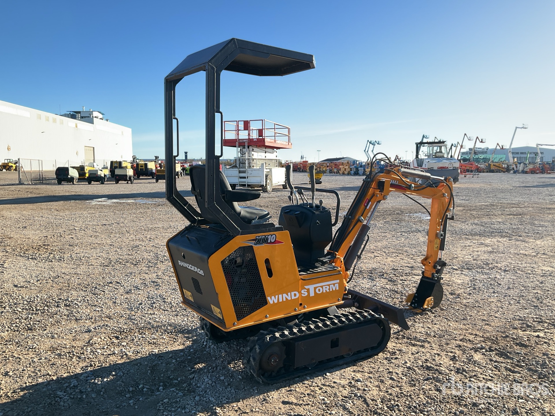 General Appearance with Picture, Right Rear Corner