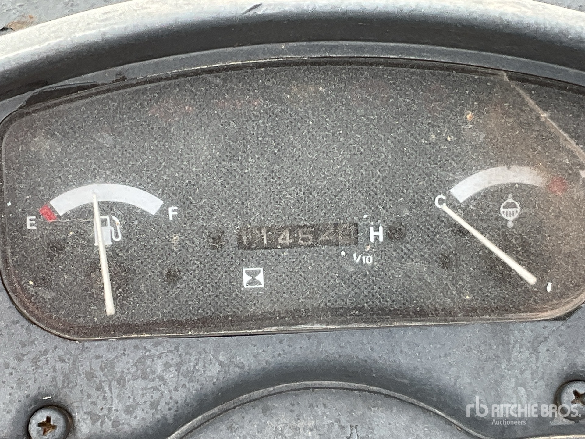 General Appearance with Hour Meter / Odometer