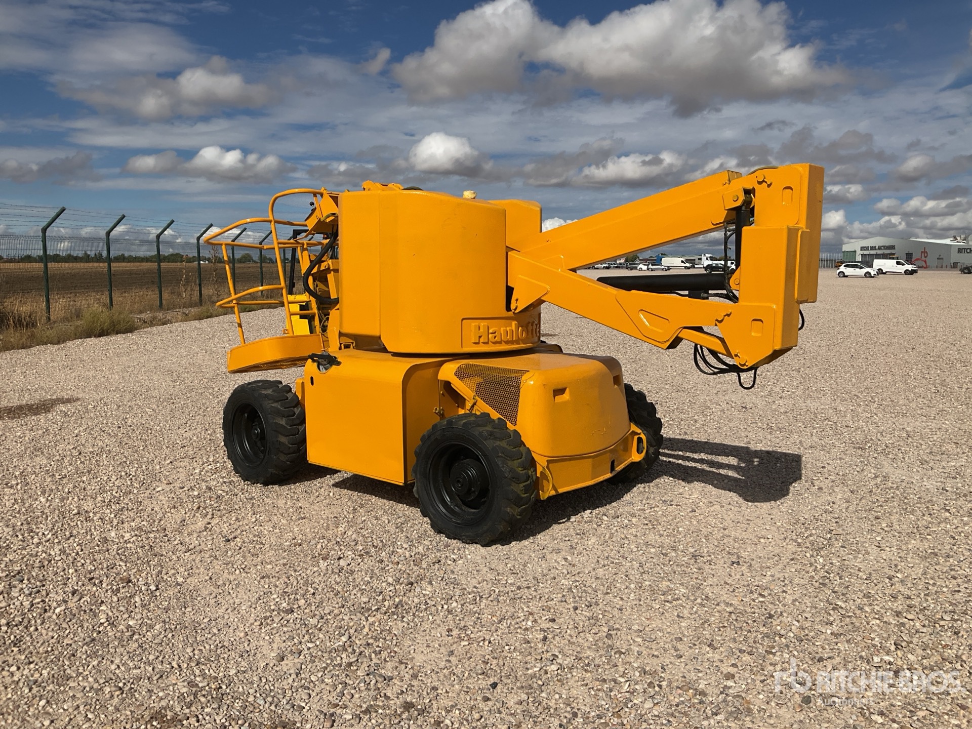 General Appearance with Picture, Right Front Corner