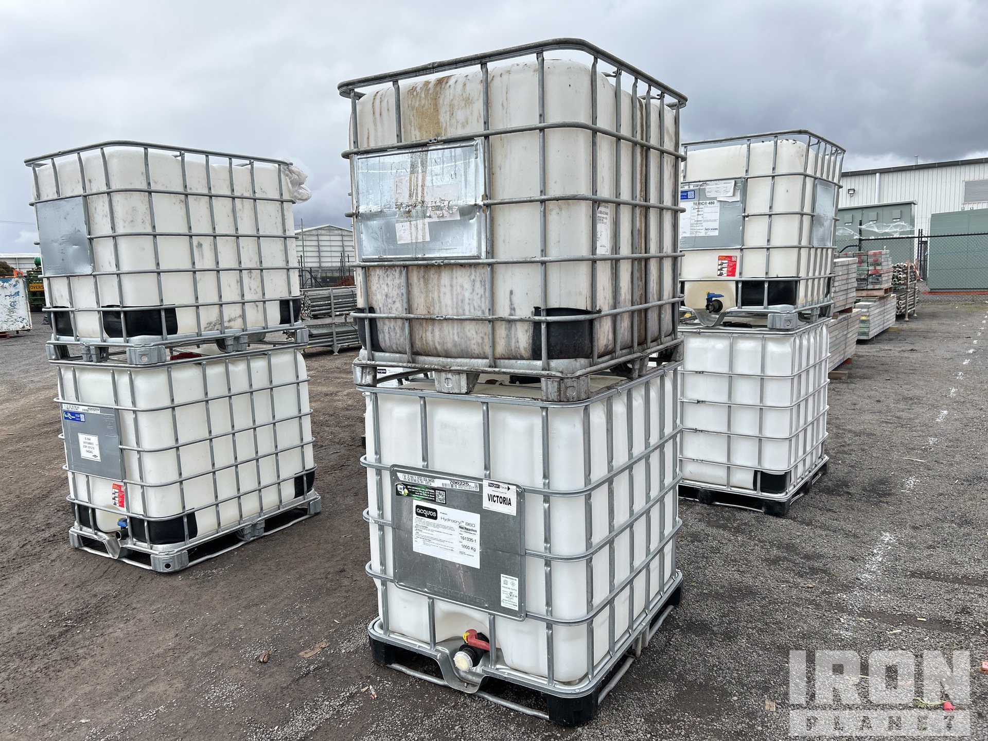 General Appearance with Foto, angolo anteriore sinistro