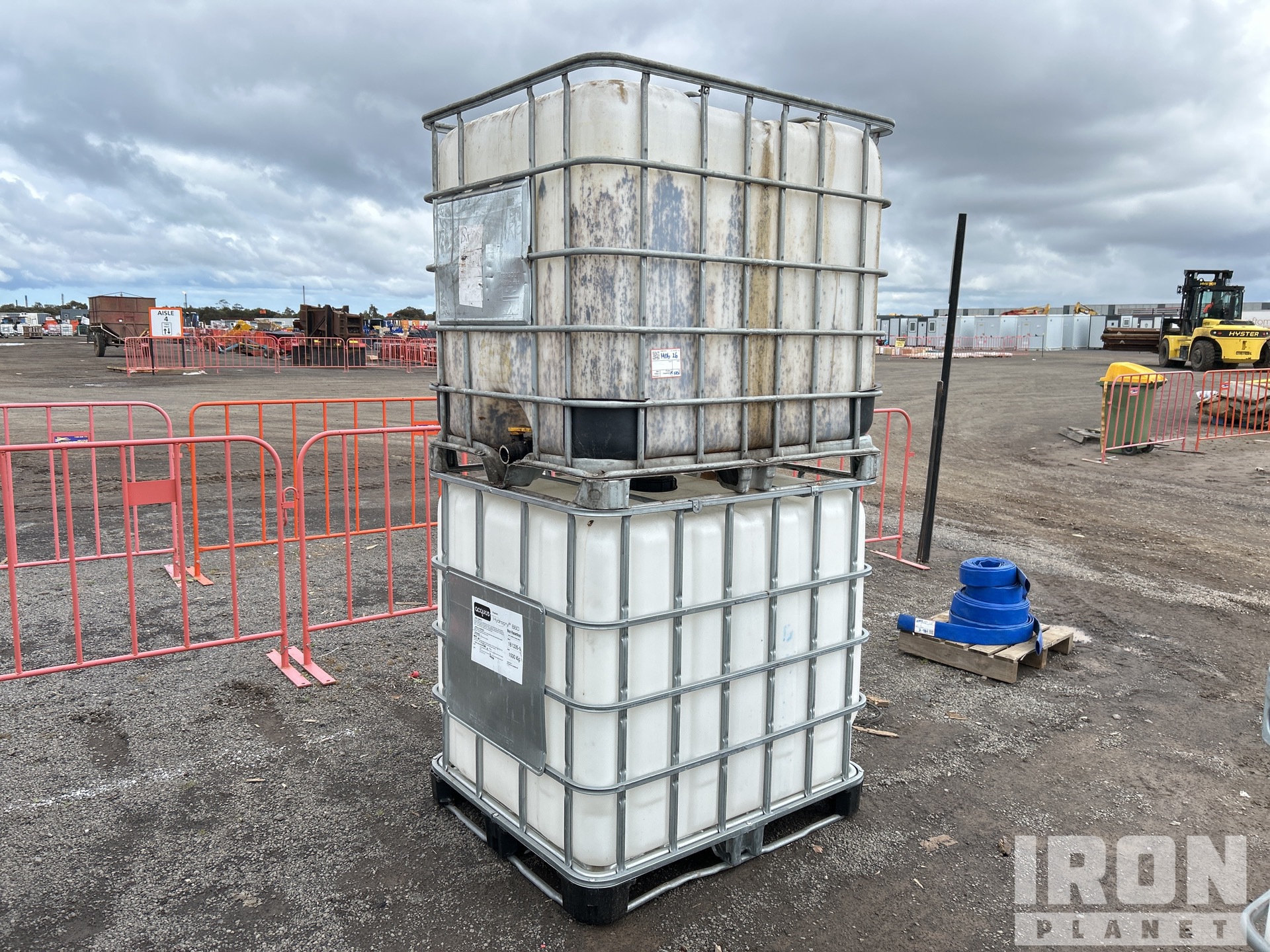 General Appearance with Foto, angolo anteriore sinistro