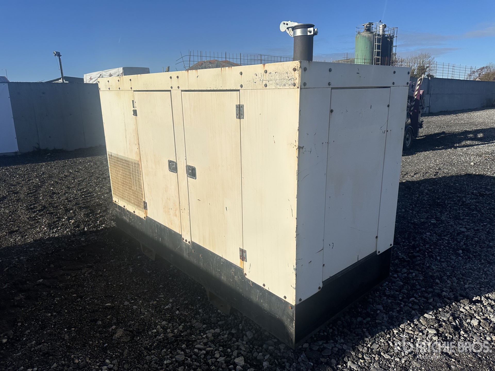 General Appearance with Imagen: esquina trasera derecha