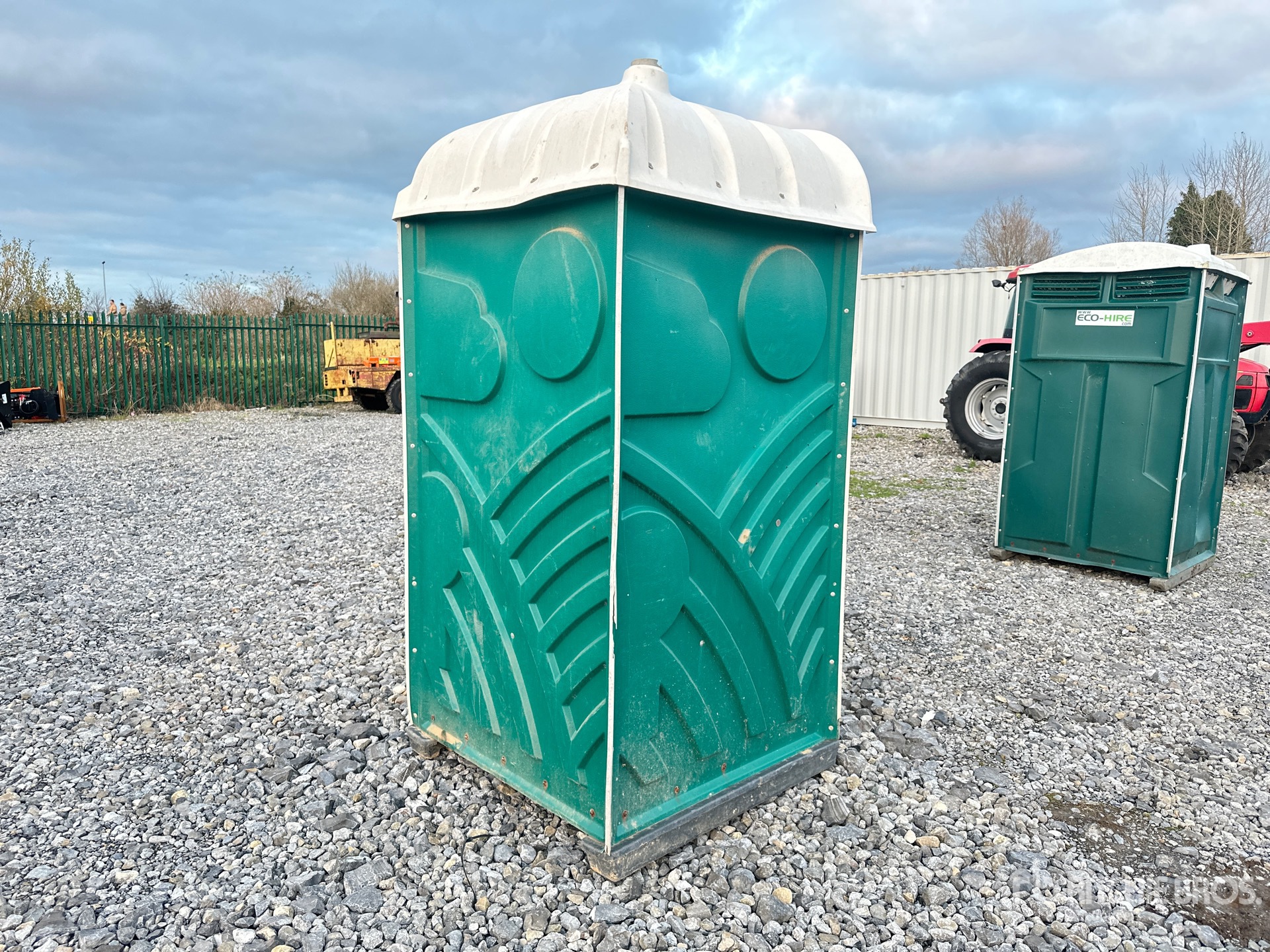 General Appearance with Imagen: esquina trasera derecha