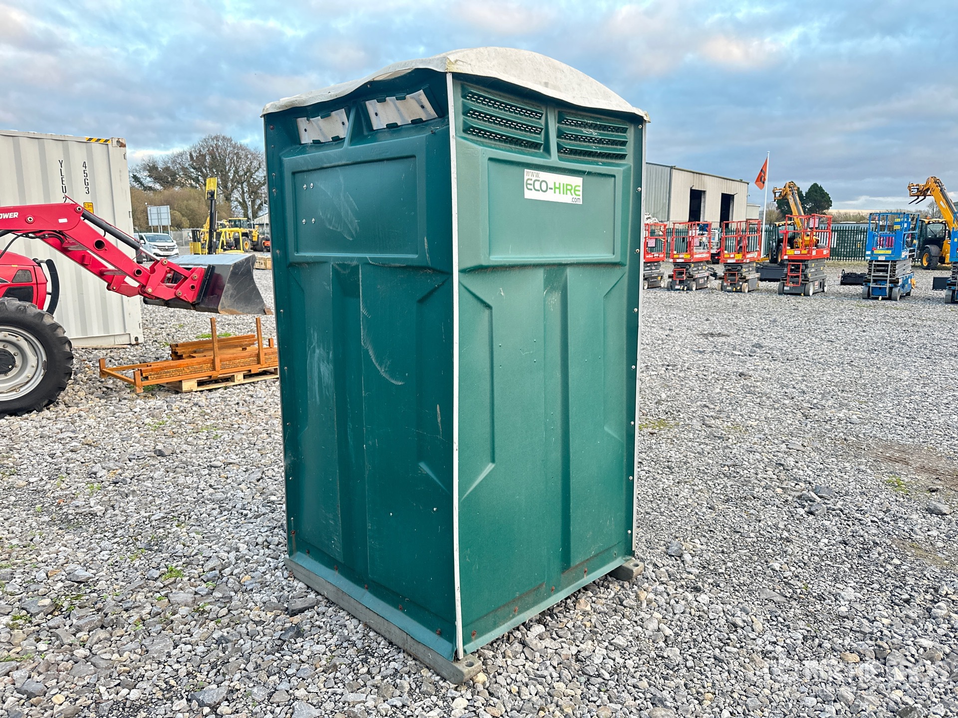 General Appearance with Imagen: esquina trasera derecha