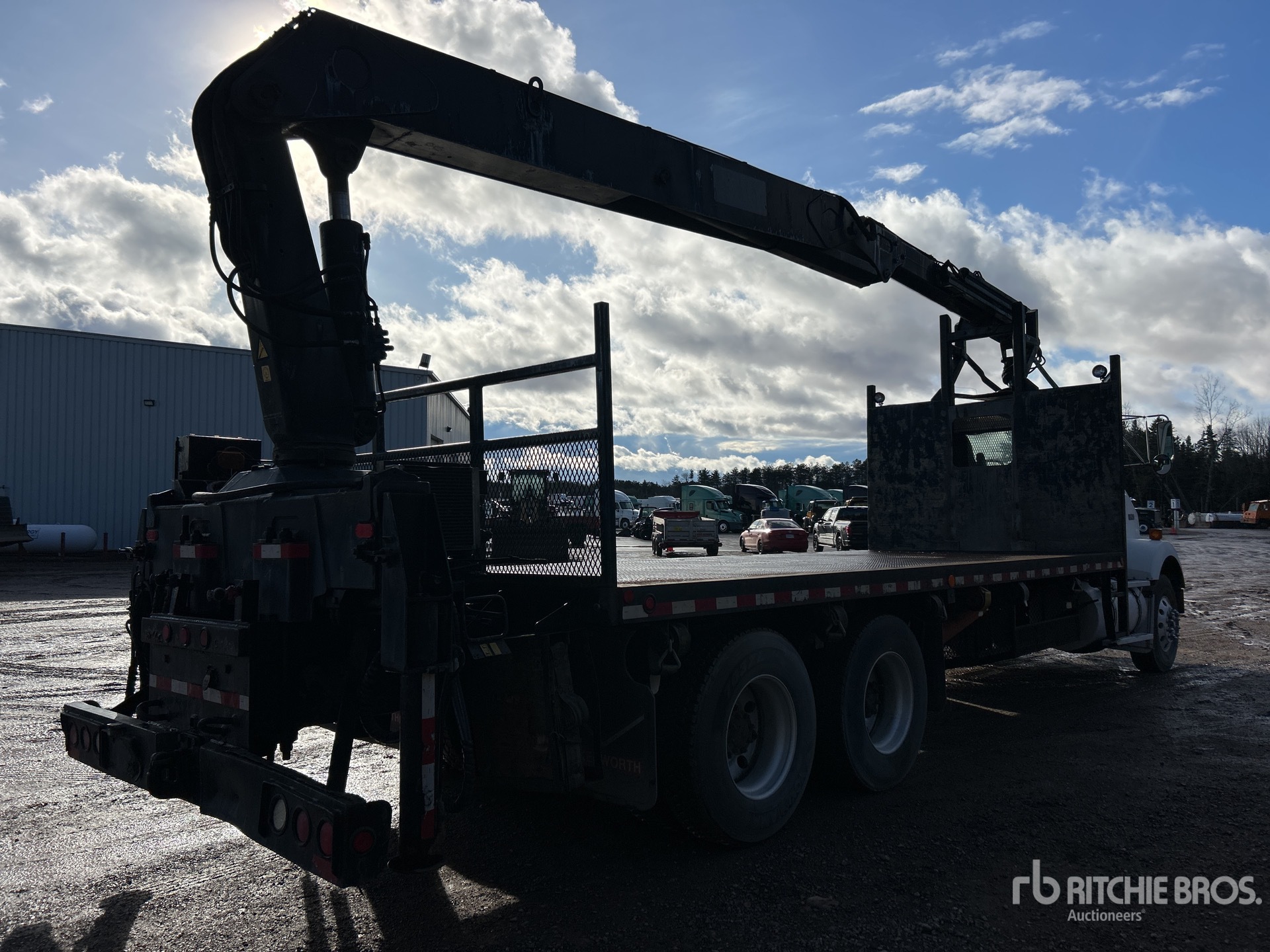 General Appearance with Imagen: esquina trasera derecha