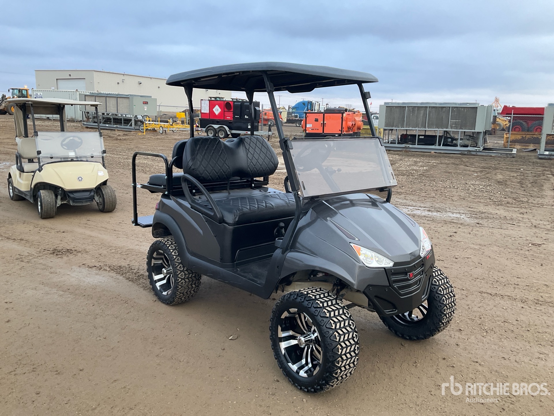 General Appearance with Picture, Right Front Corner