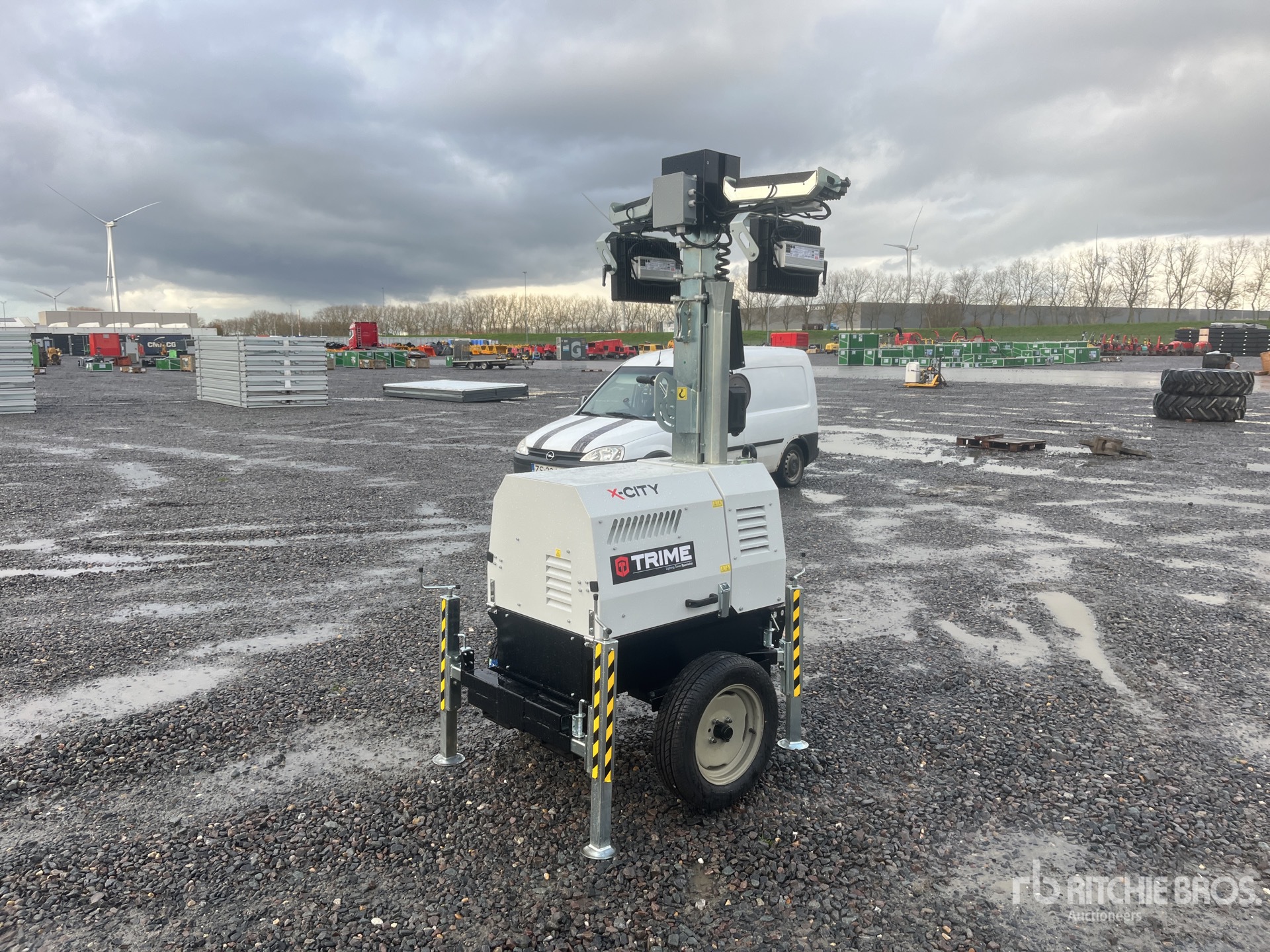 General Appearance with Picture, Right Rear Corner