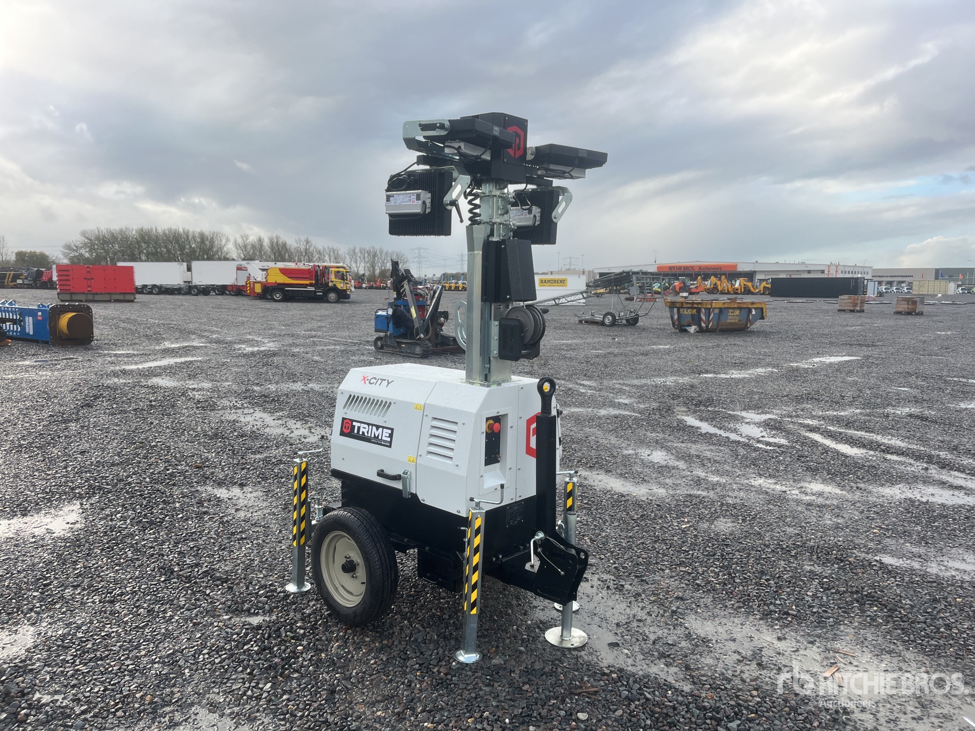 General Appearance with Picture, Right Front Corner