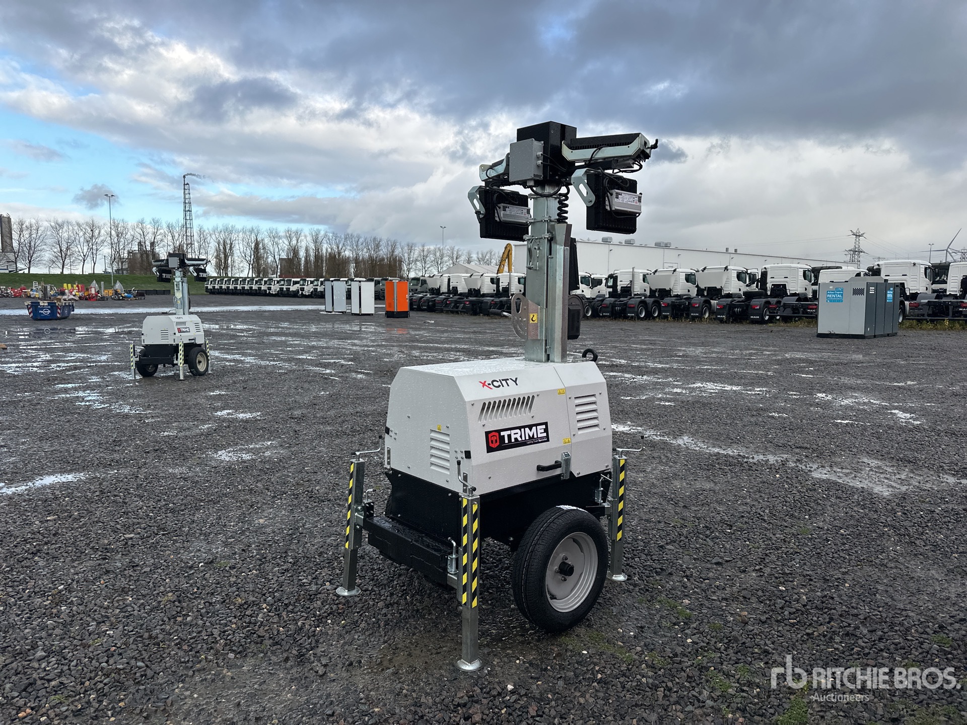 General Appearance with Picture, Right Rear Corner