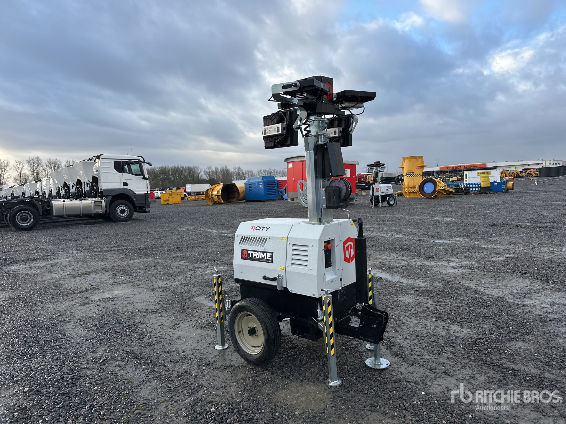 General Appearance with Picture, Right Front Corner