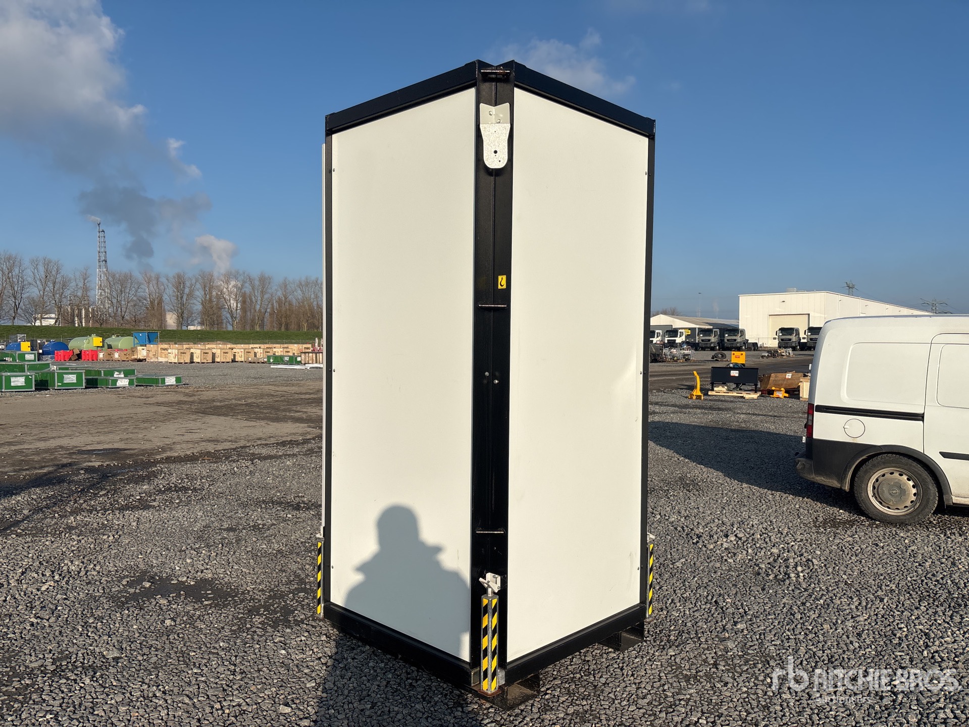 General Appearance with Imagen: esquina trasera izquierda