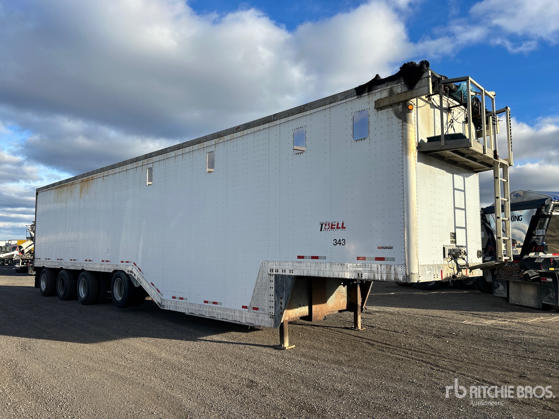 General Appearance with Bild, Ecke vorne rechts