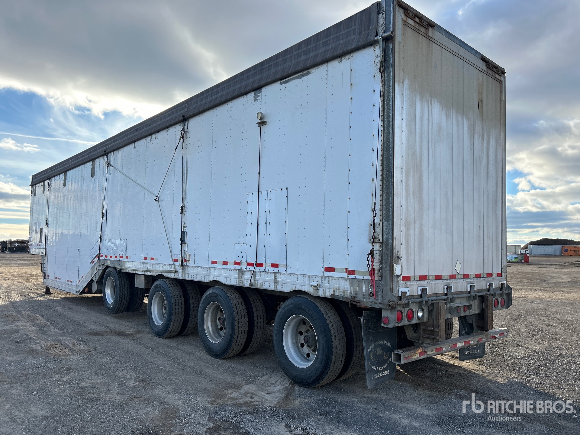 General Appearance with Imagen: esquina trasera izquierda