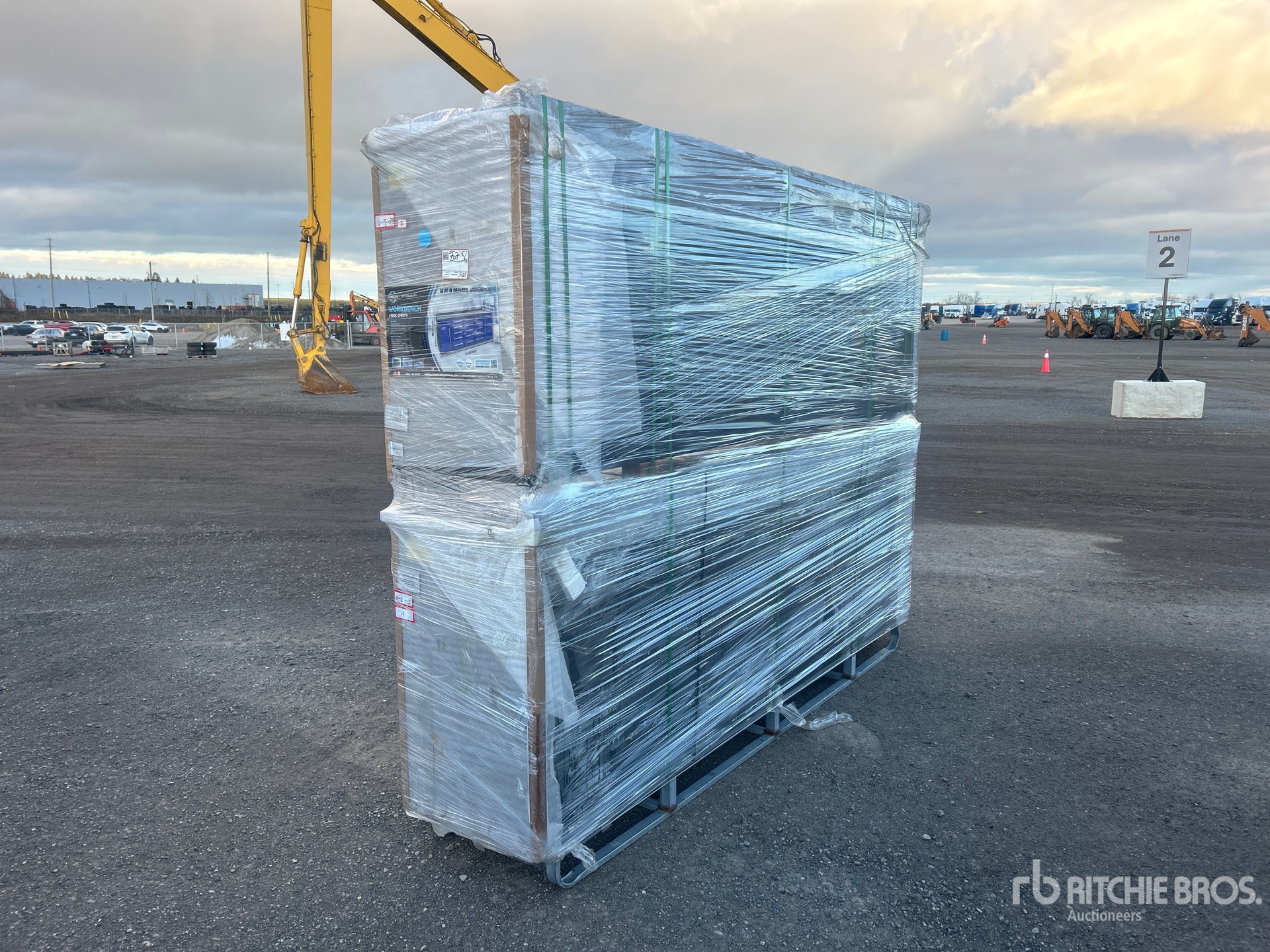 General Appearance with Picture, Left Rear Corner