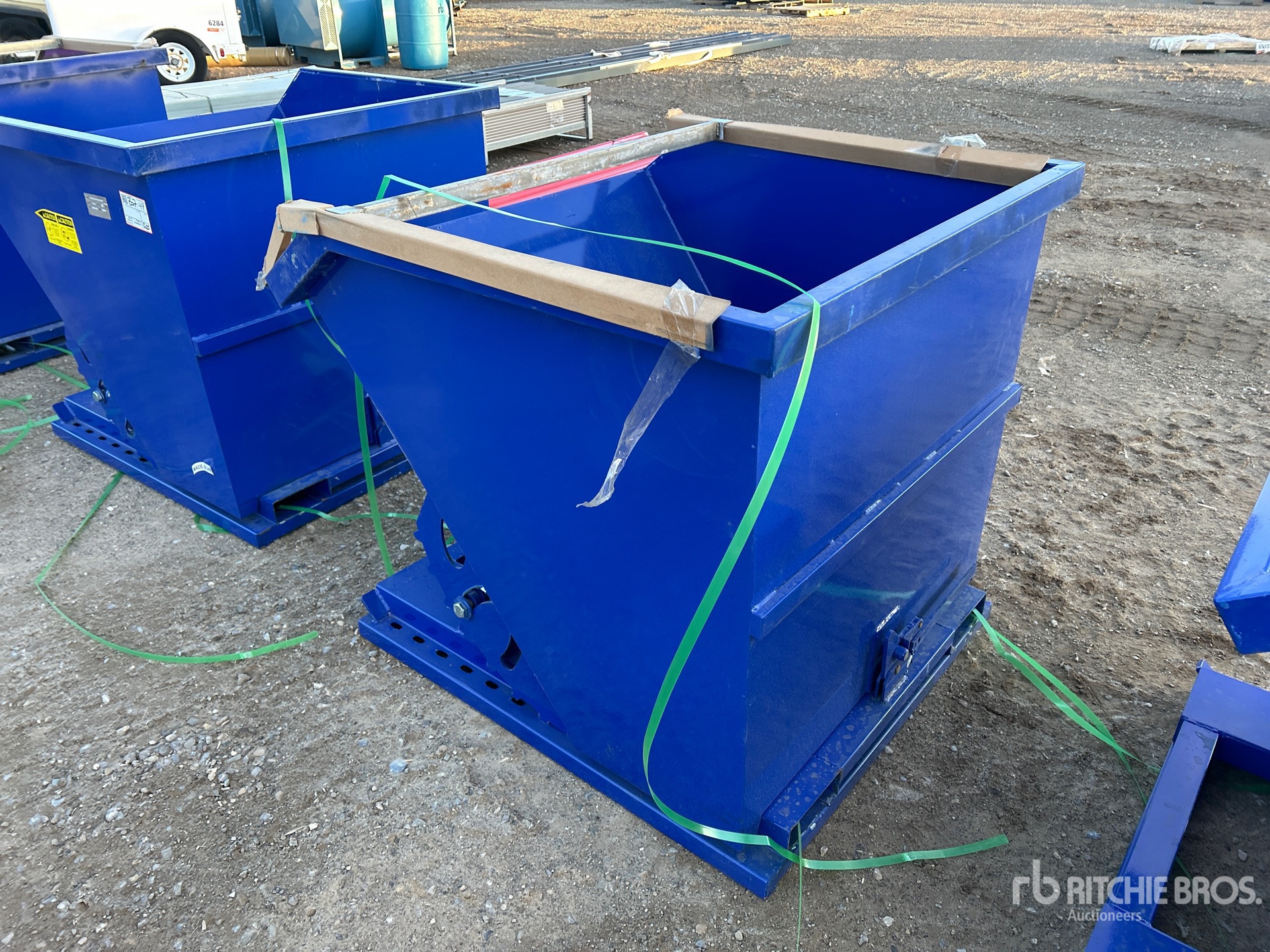 General Appearance with Bild, Ecke hinten rechts