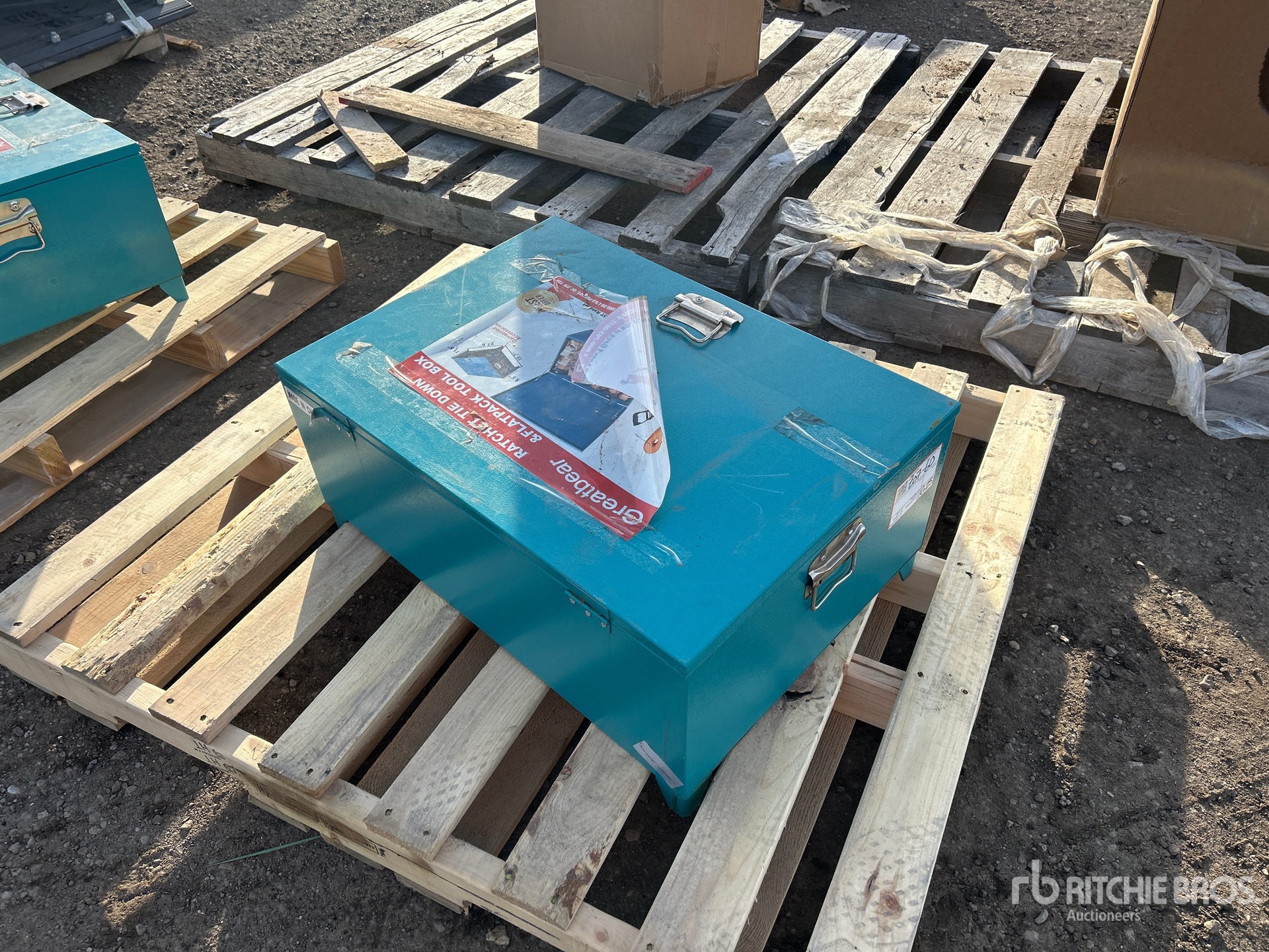 General Appearance with Foto, angolo anteriore sinistro