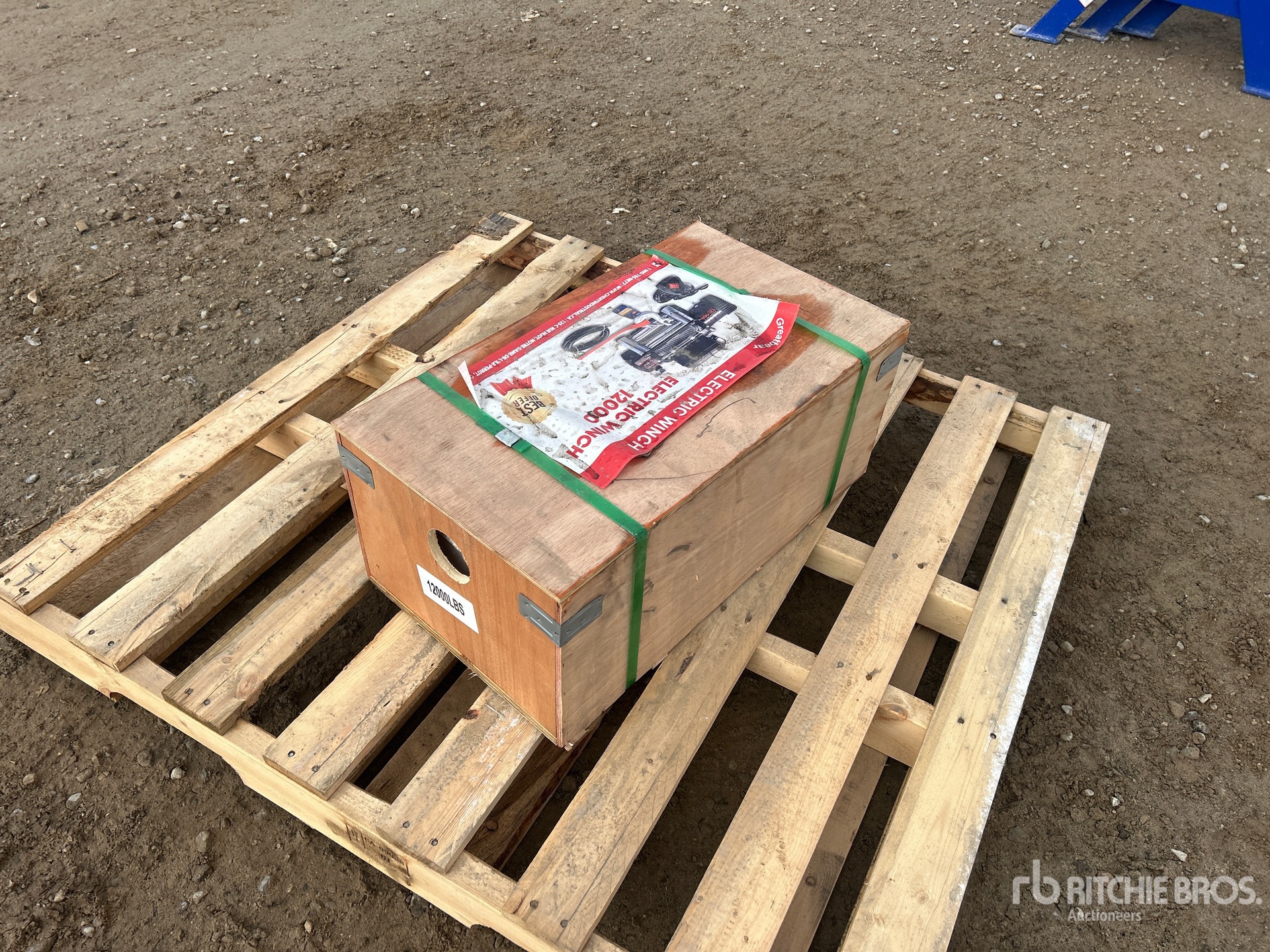 General Appearance with Bild, Ecke vorne rechts